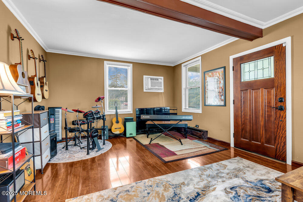 908 Green Grove Road Image 4