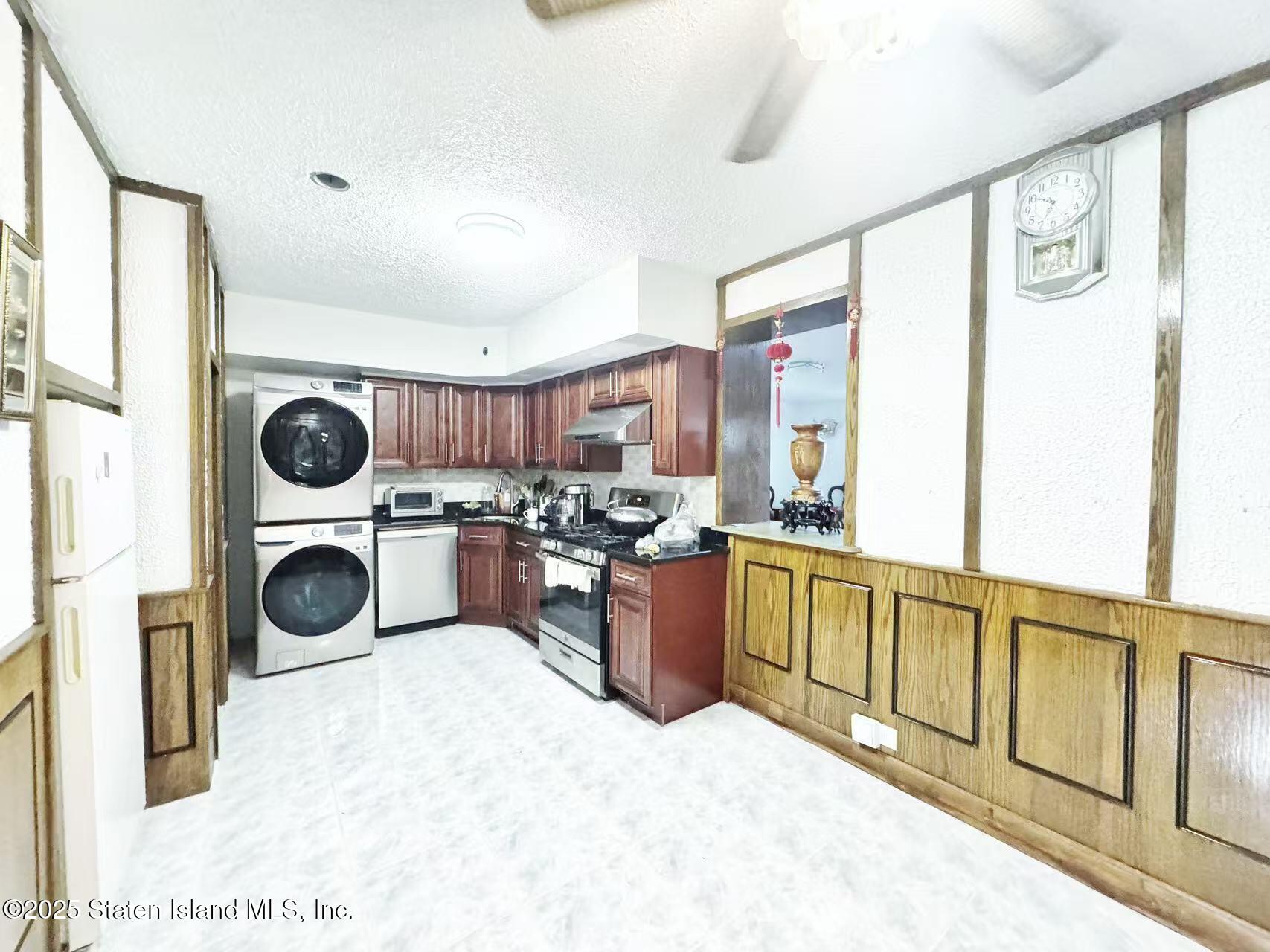 80 Bell Street, Staten Island, NY, 10305 image 12
