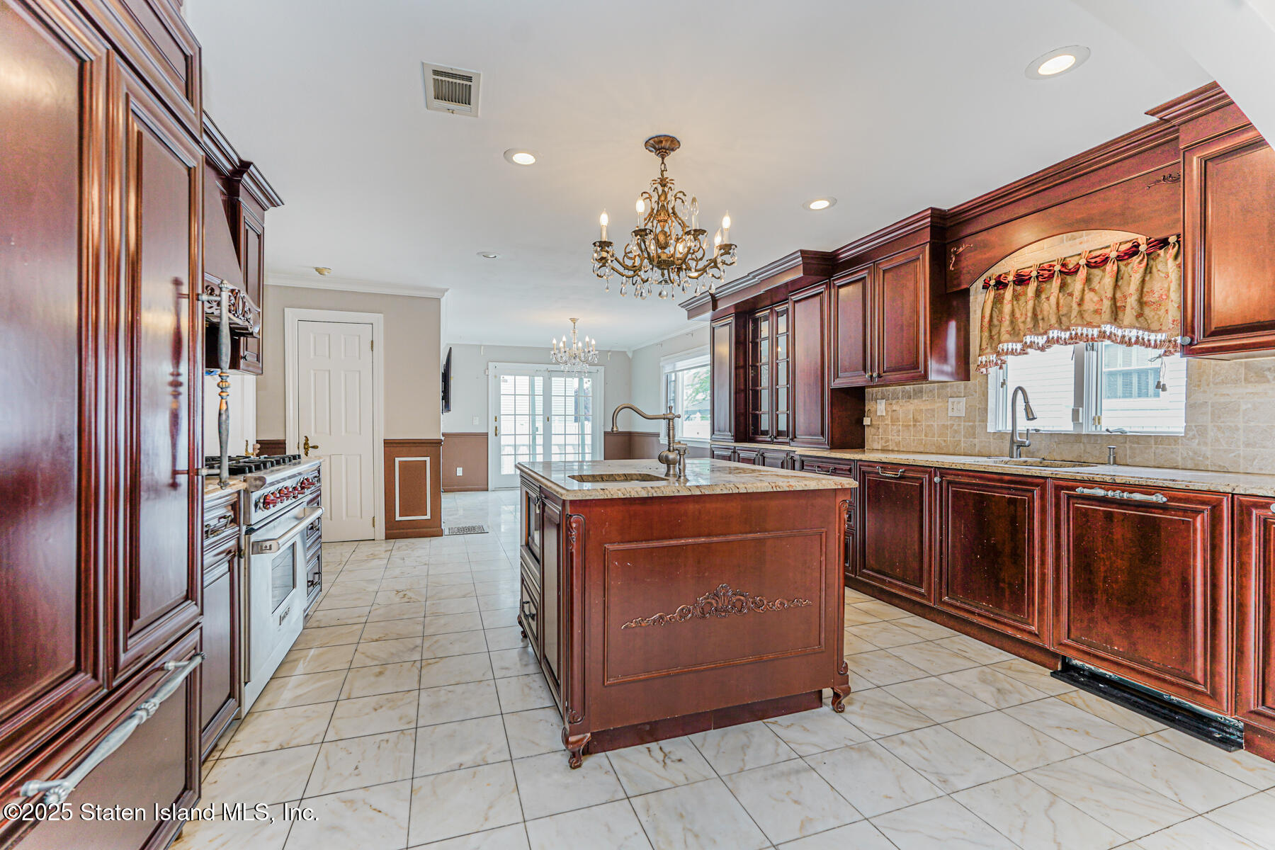 284 Todt Hill Road, Staten Island, NY, 10314 image 11