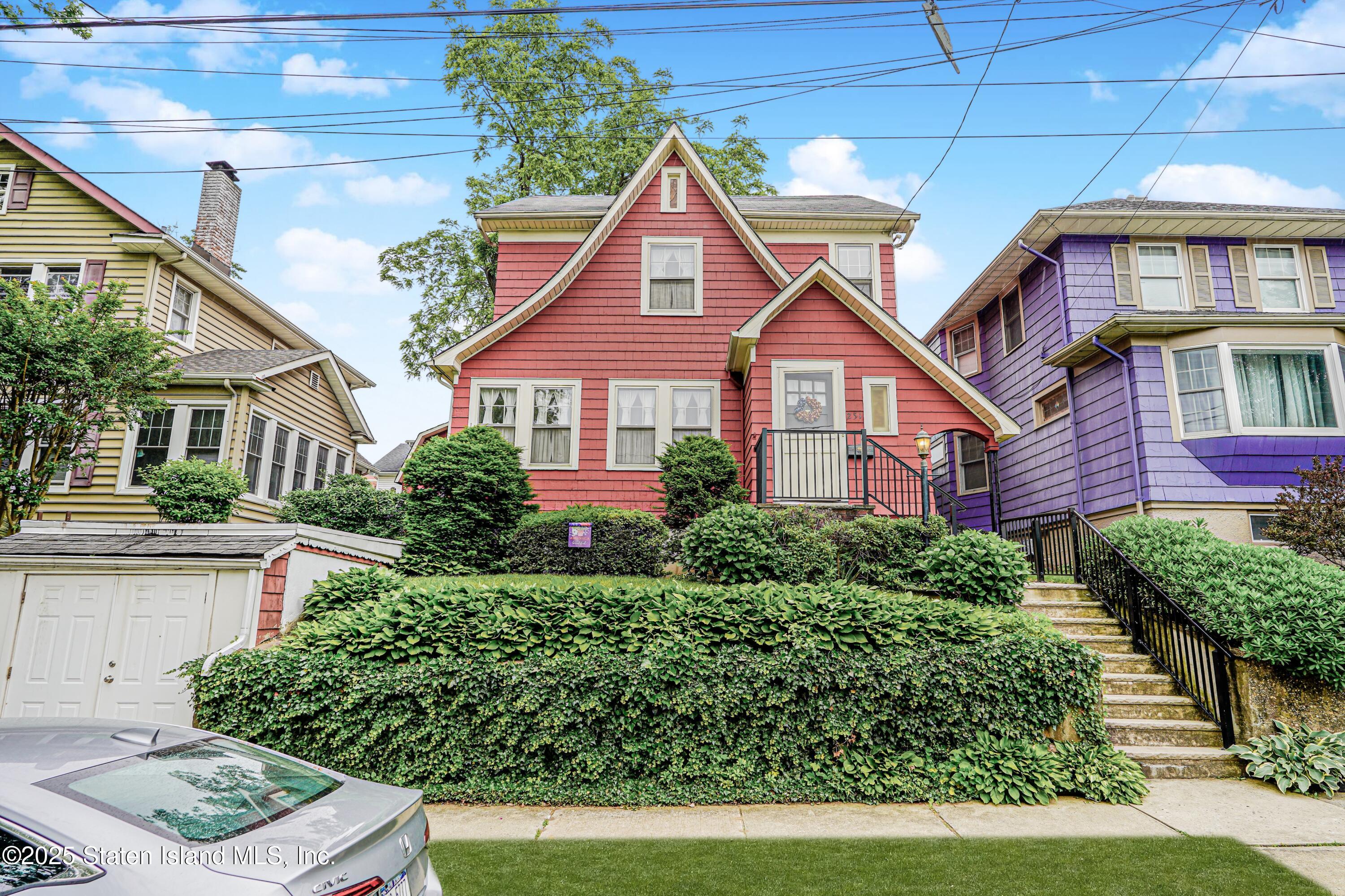 251 St. John Avenue Image 1
