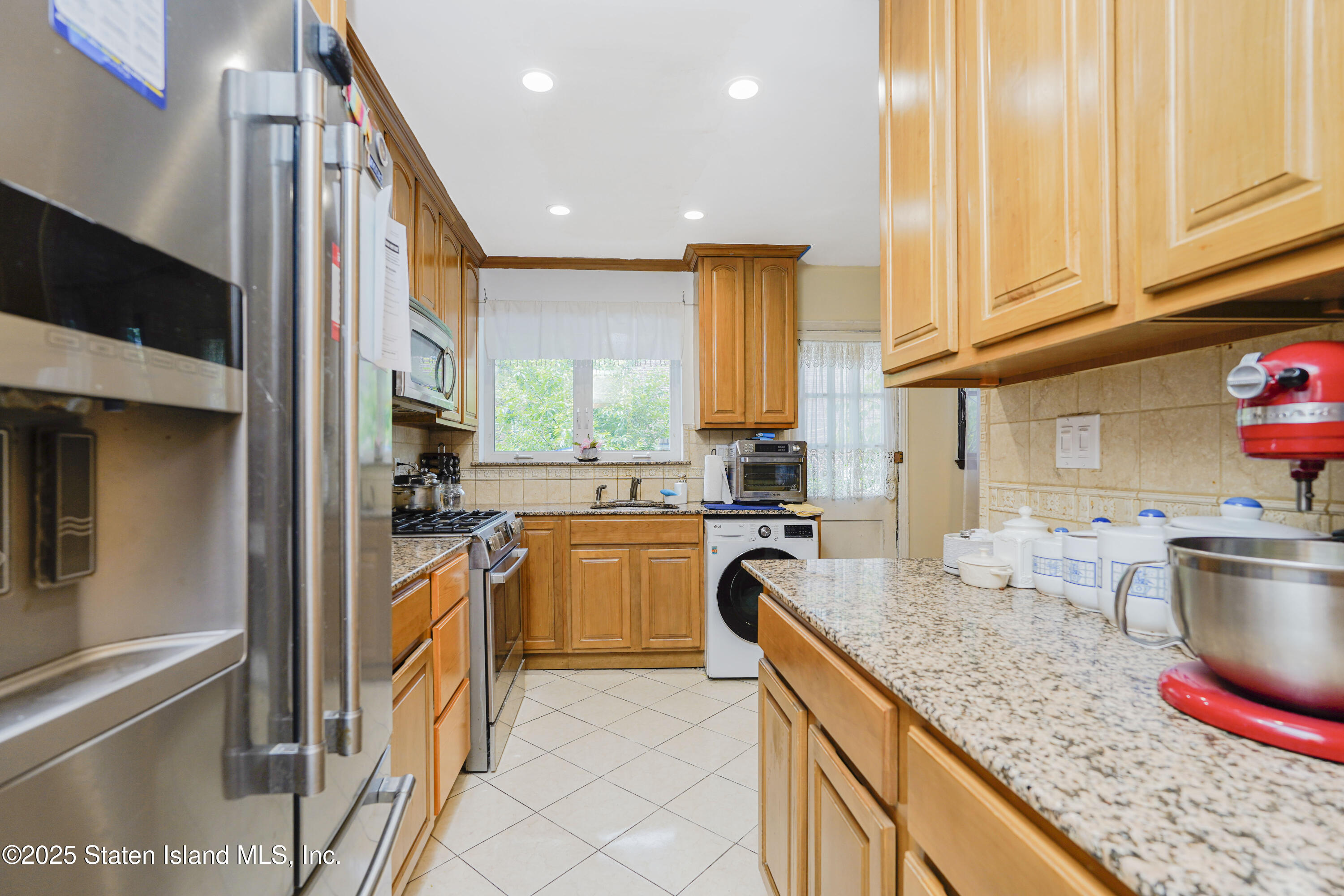 8946 15th Avenue, Brooklyn, NY, 11228 image 12