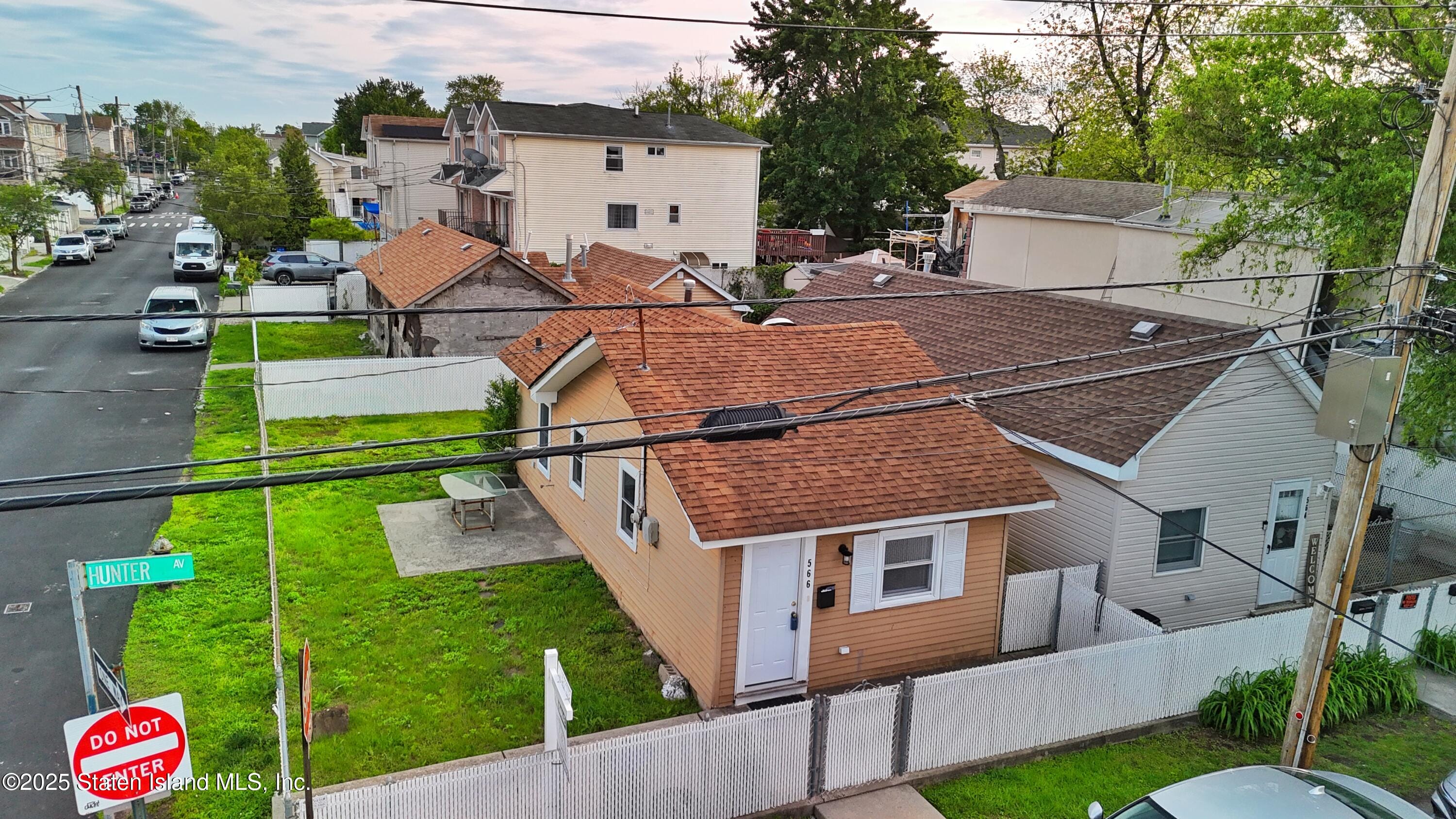 566 Hunter Avenue, Staten Island, NY, 10306 image 21