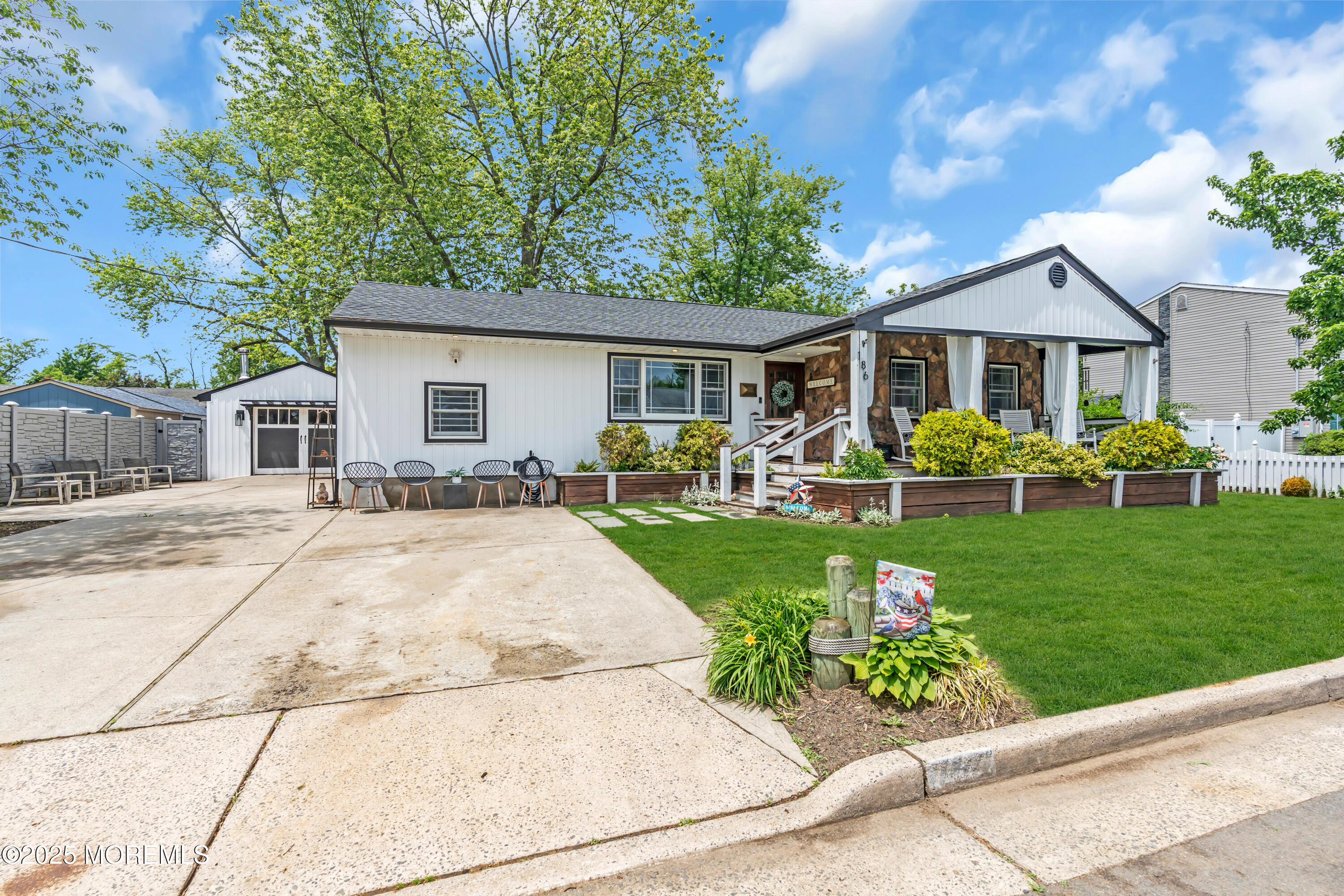 186 Lohsen Avenue, Belford, NJ, 07718 image 6