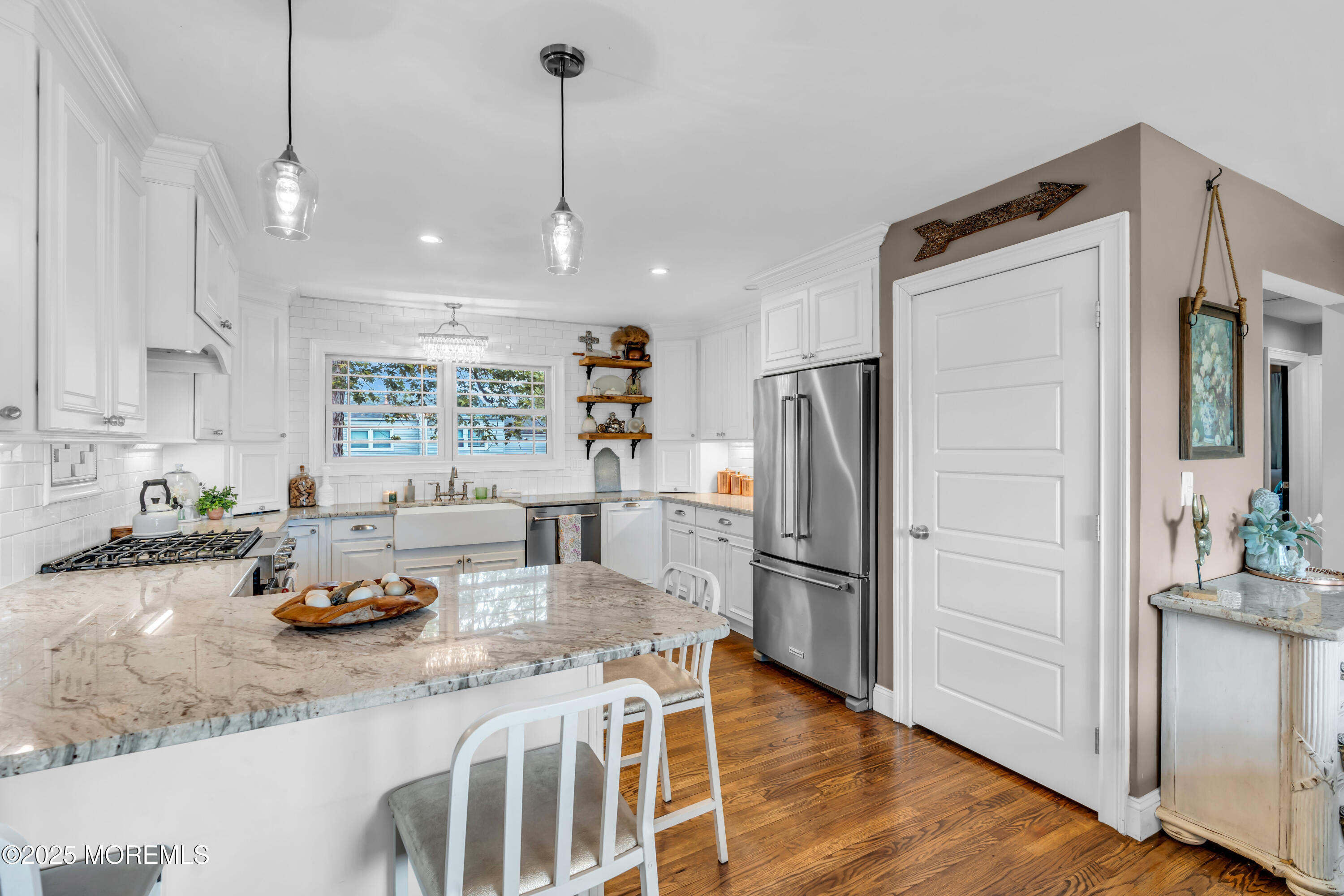 186 Lohsen Avenue, Belford, NJ, 07718 image 17