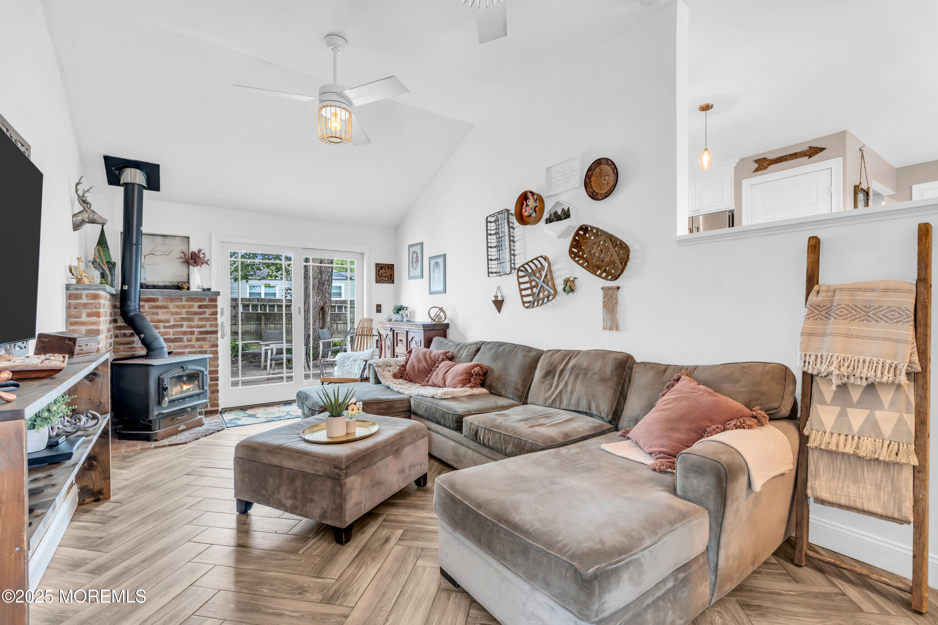 186 Lohsen Avenue, Belford, NJ, 07718 image 25