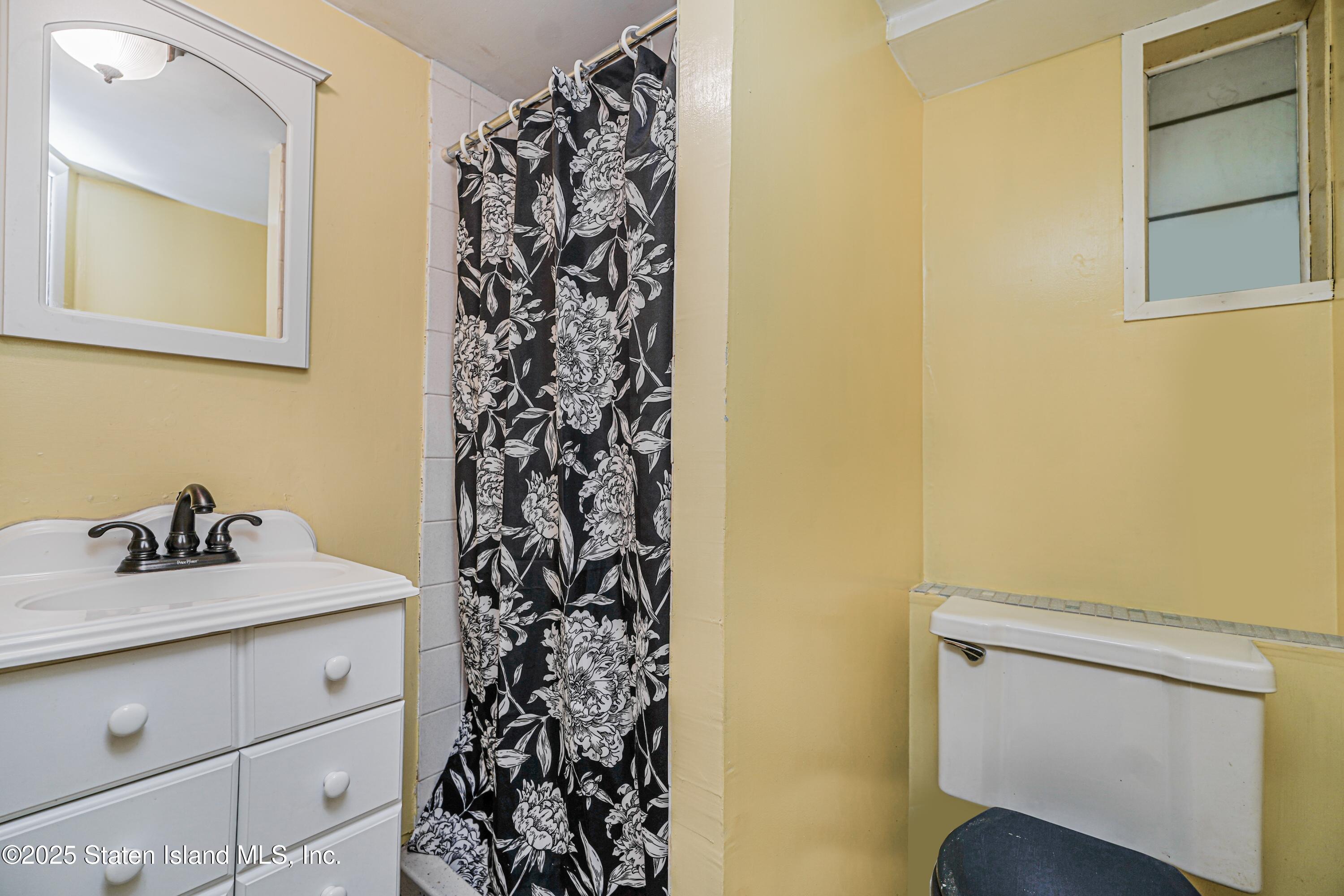 251 St. John Avenue, Staten Island, NY, 10314 image 41
