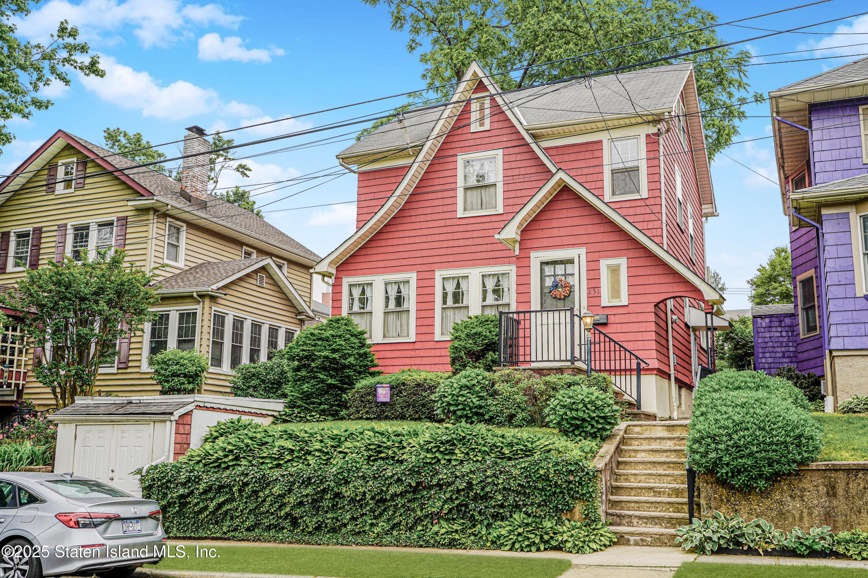 251 St. John Avenue Image 2