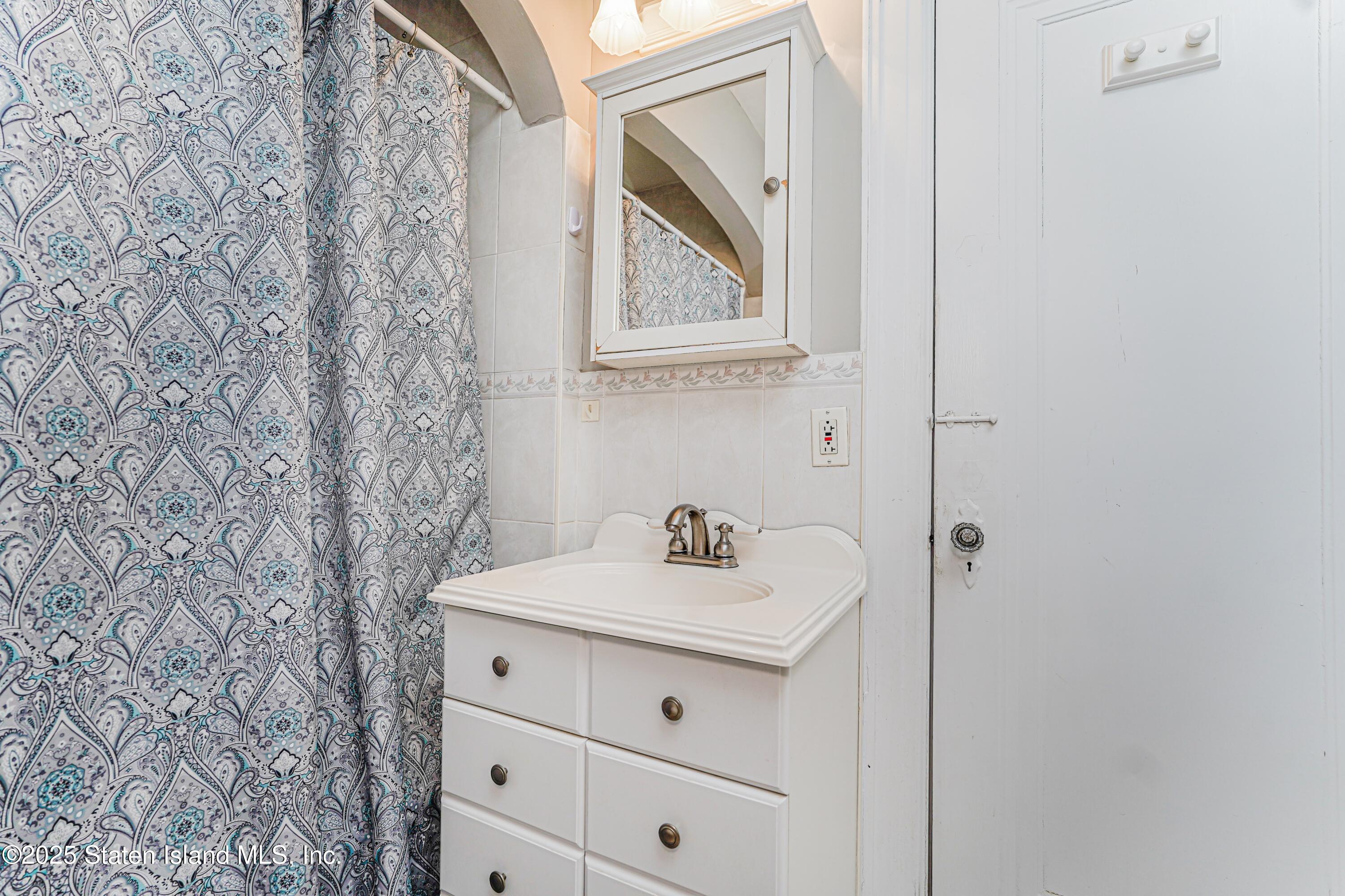 251 St. John Avenue, Staten Island, NY, 10314 image 29