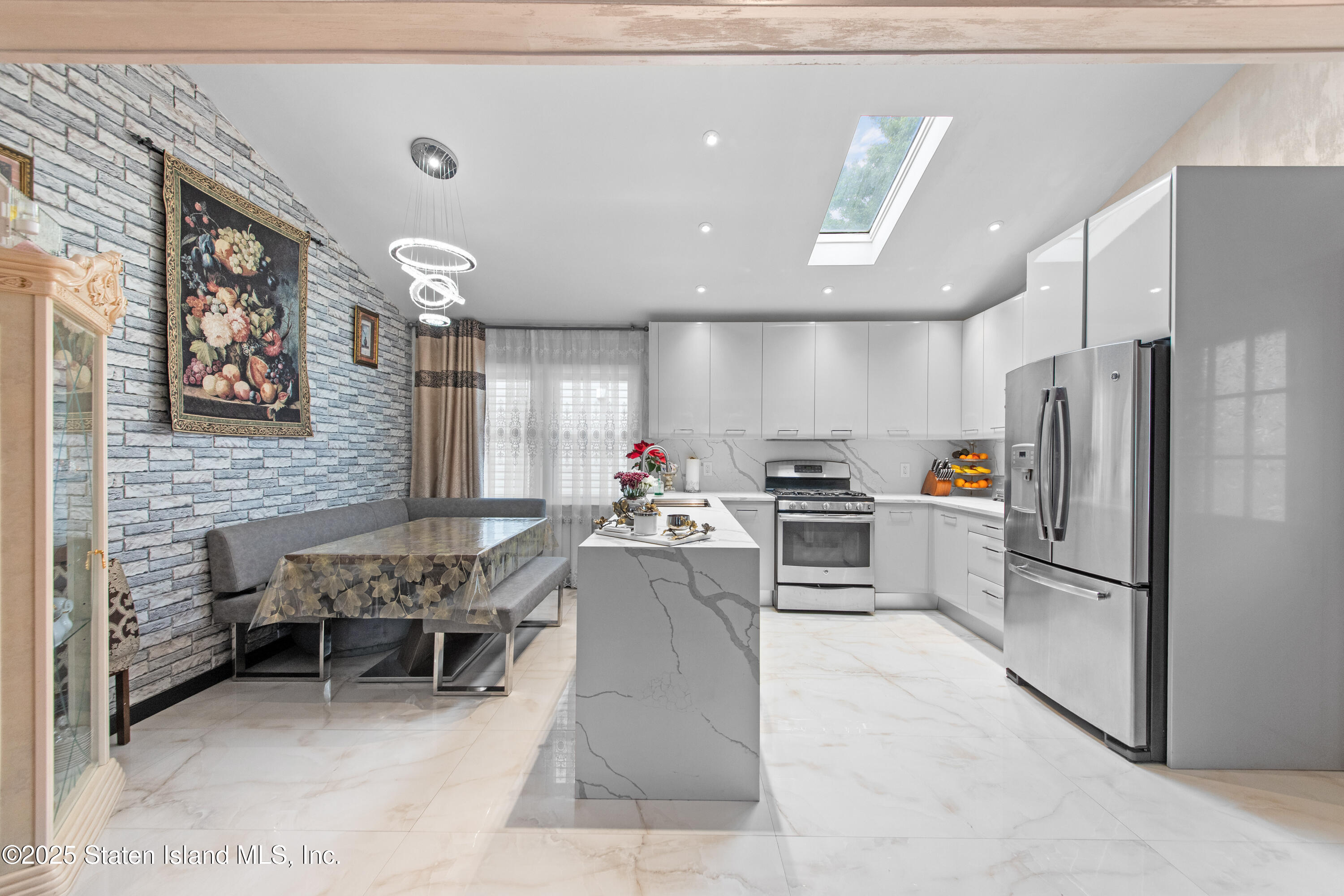 32 Henry Place, Staten Island, NY, 10305 image 8