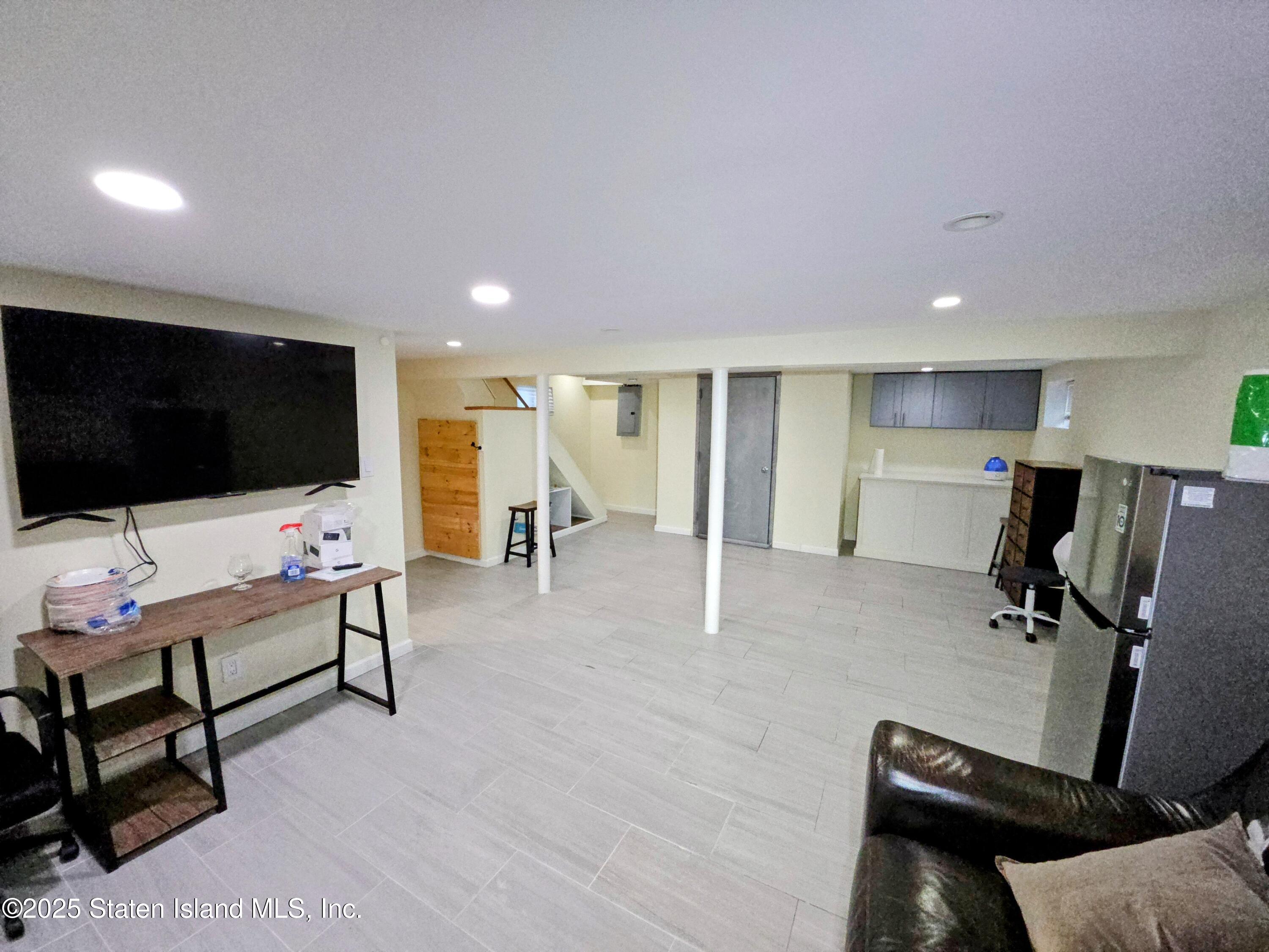 674 Castleton Avenue, Staten Island, NY, 10301 image 11