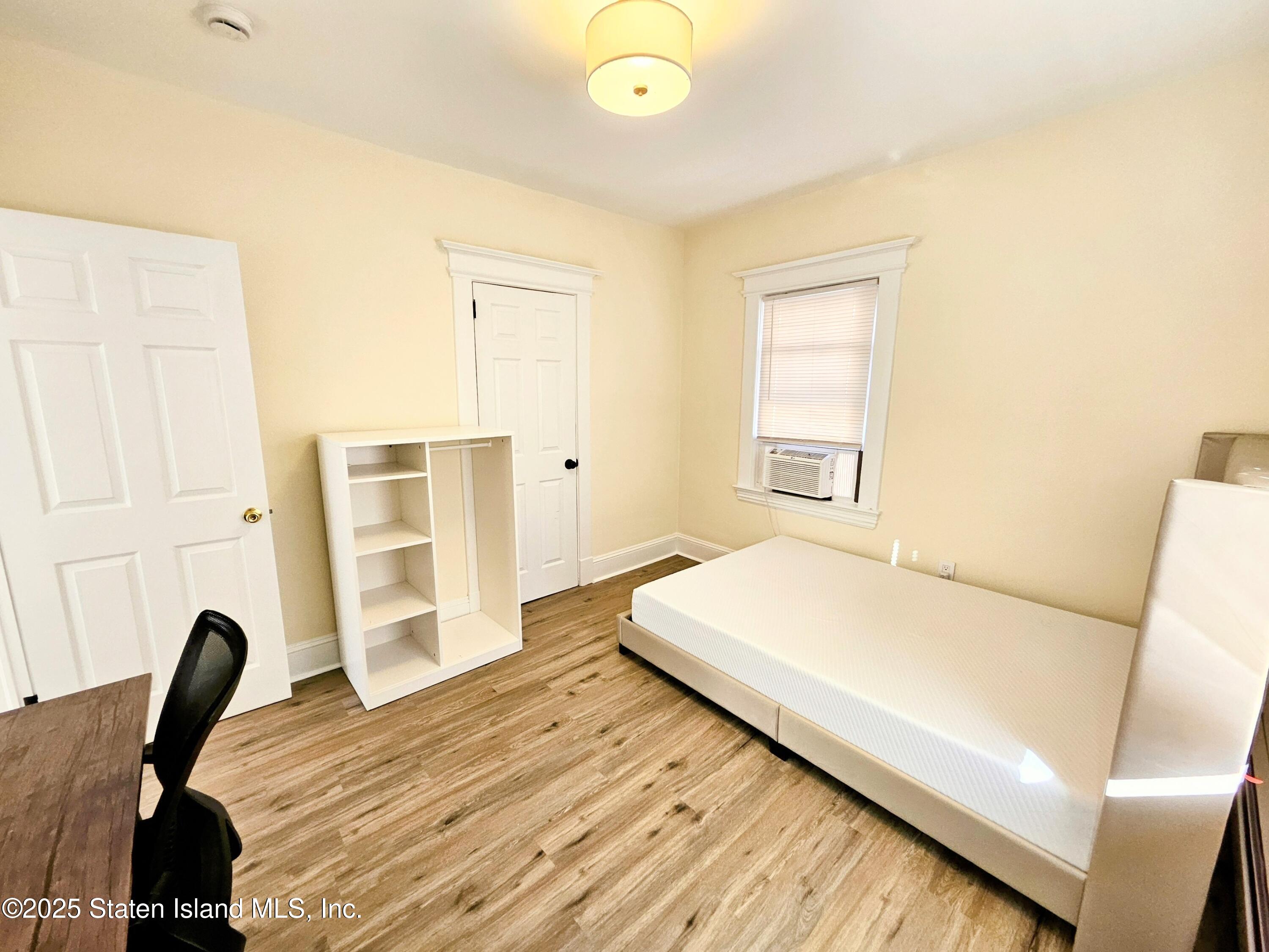 674 Castleton Avenue, Staten Island, NY, 10301 image 17