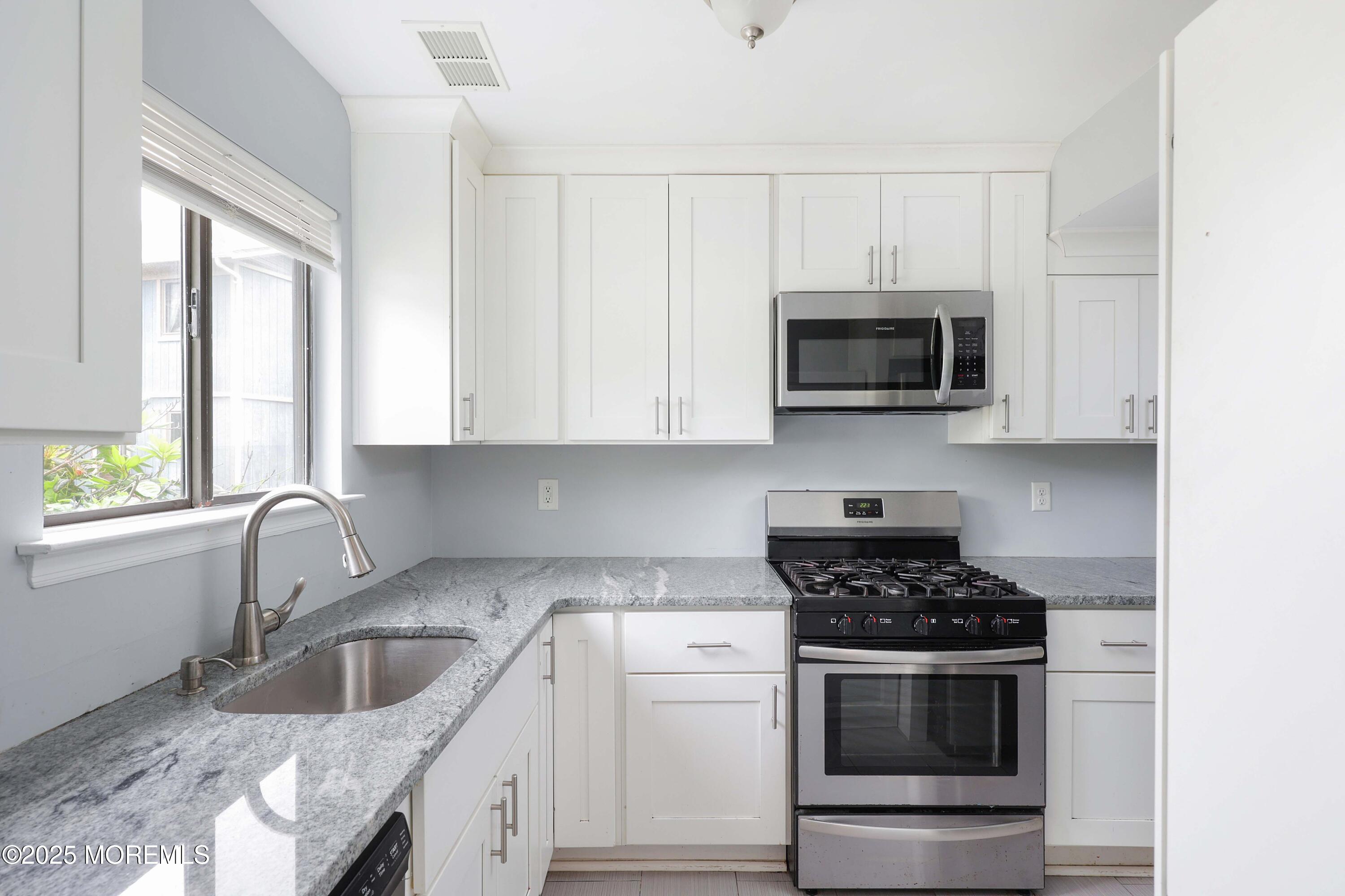 5 Swallow Lane 1000, Howell, NJ, 07731 image 7