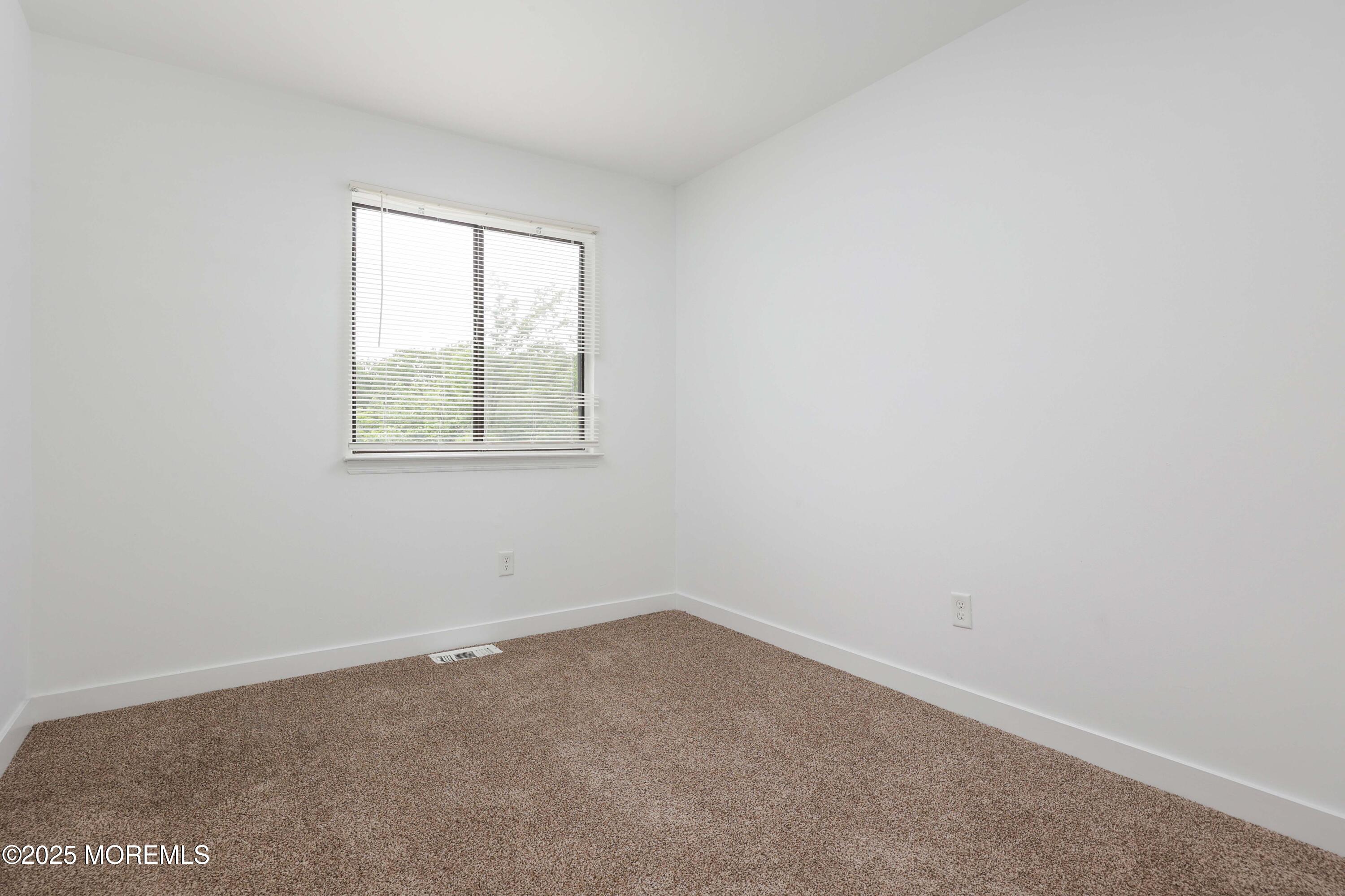 5 Swallow Lane 1000, Howell, NJ, 07731 image 19