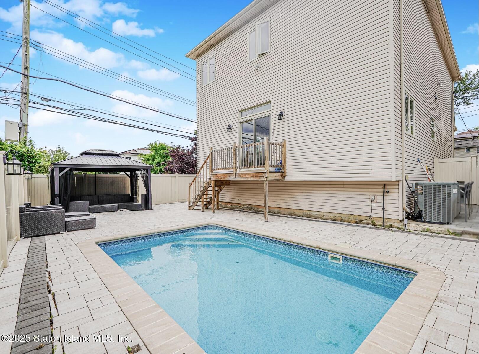 694 Edgegrove Avenue, Staten Island, NY, 10312 image 45