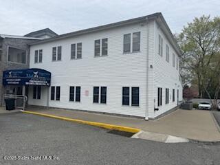 2052 Richmond Road Image 1
