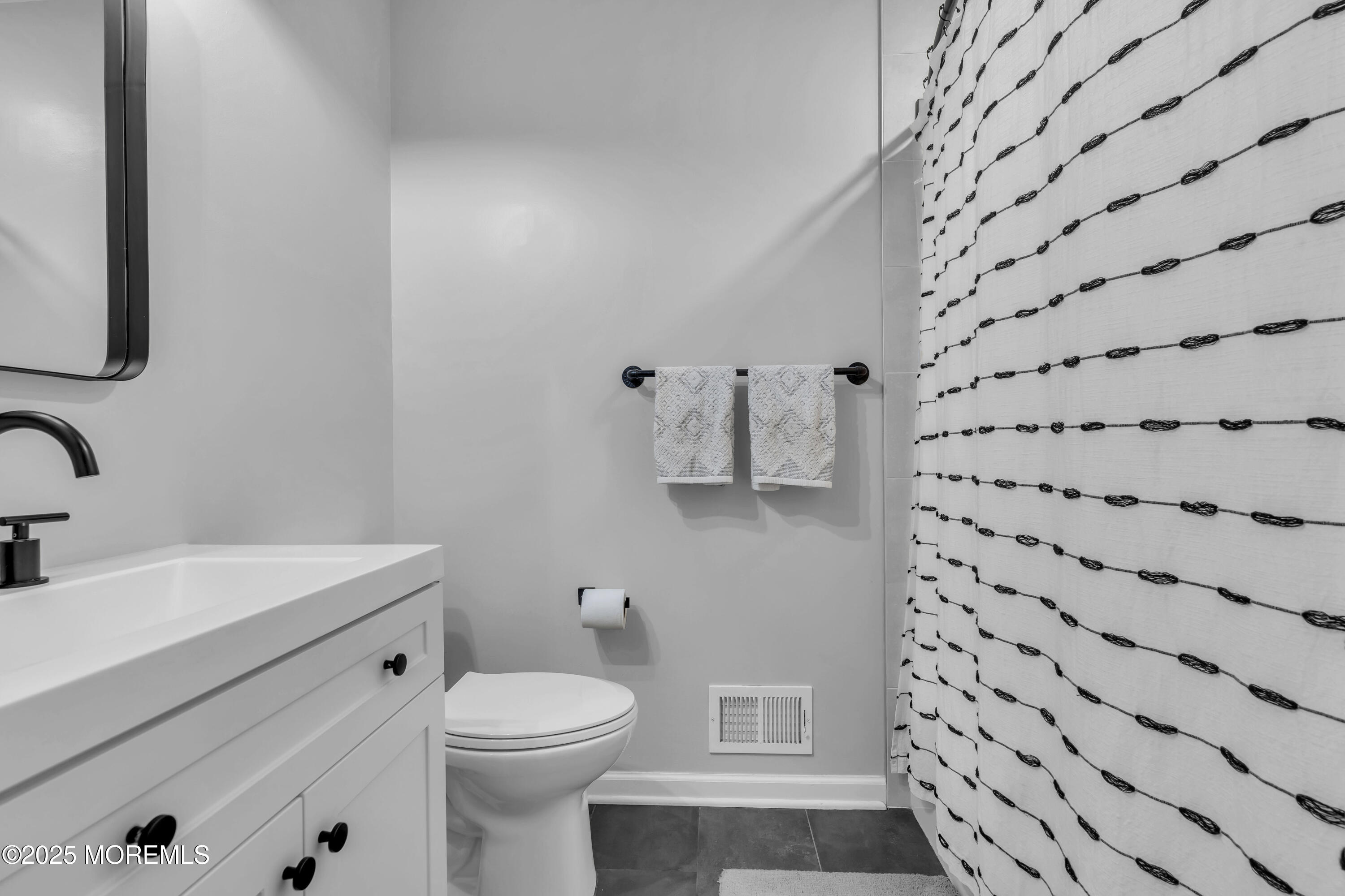 108 Drs James Parker Boulevard D8, Red Bank, NJ, 07701 image 16