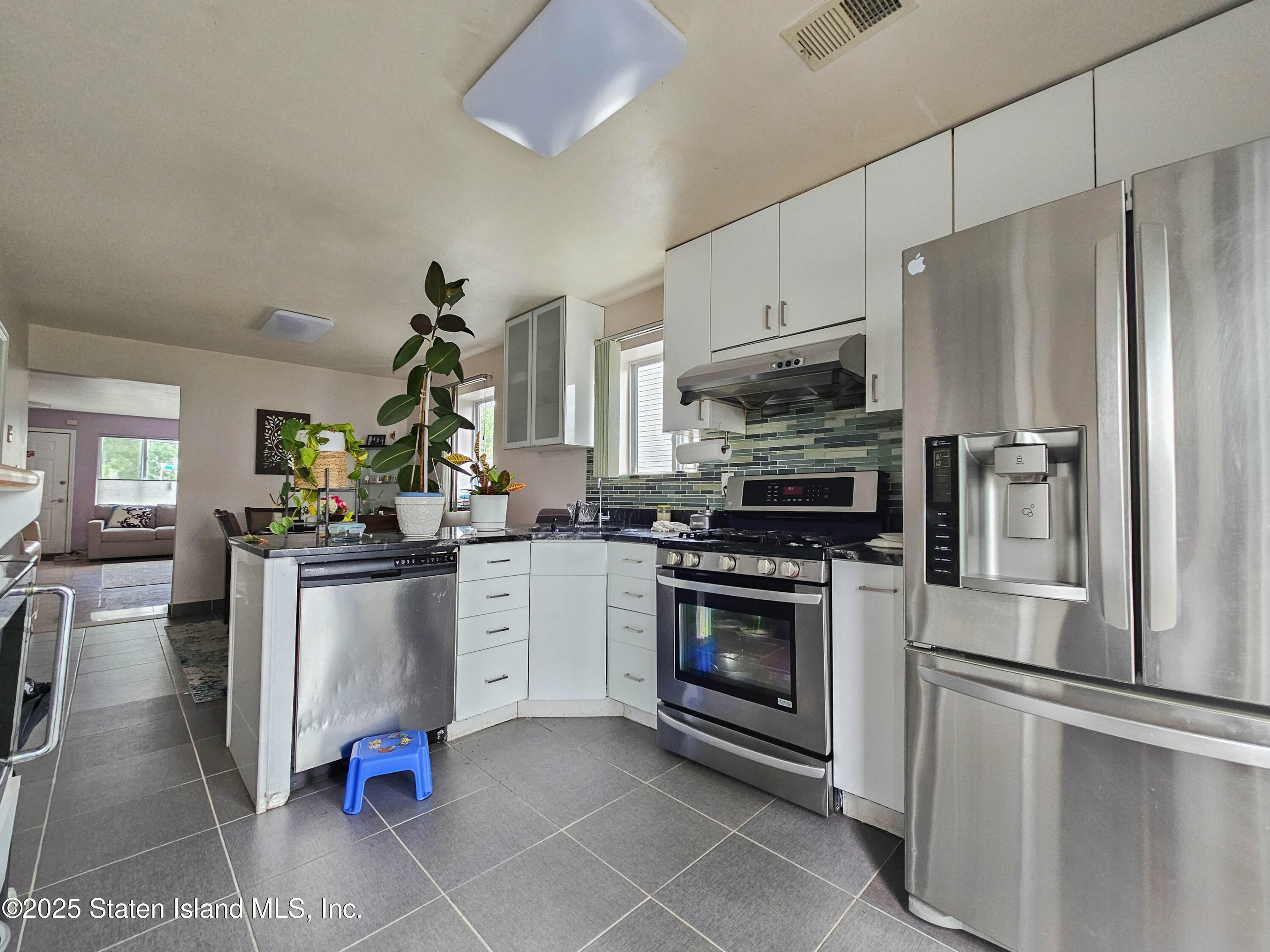 72 Confedration Place, Staten Island, NY, 10303 image 8