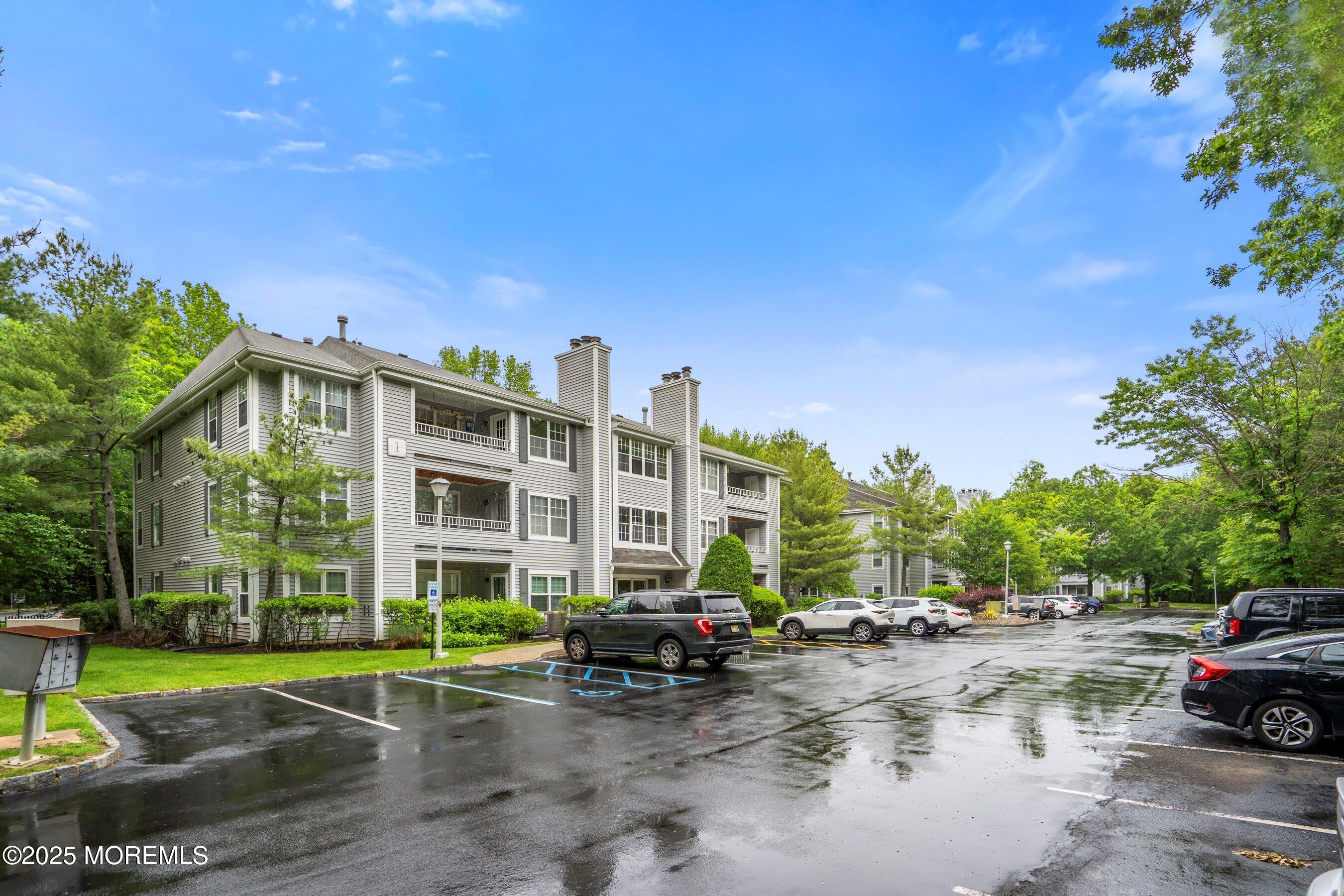 102 Raintree Court 102 Image 3