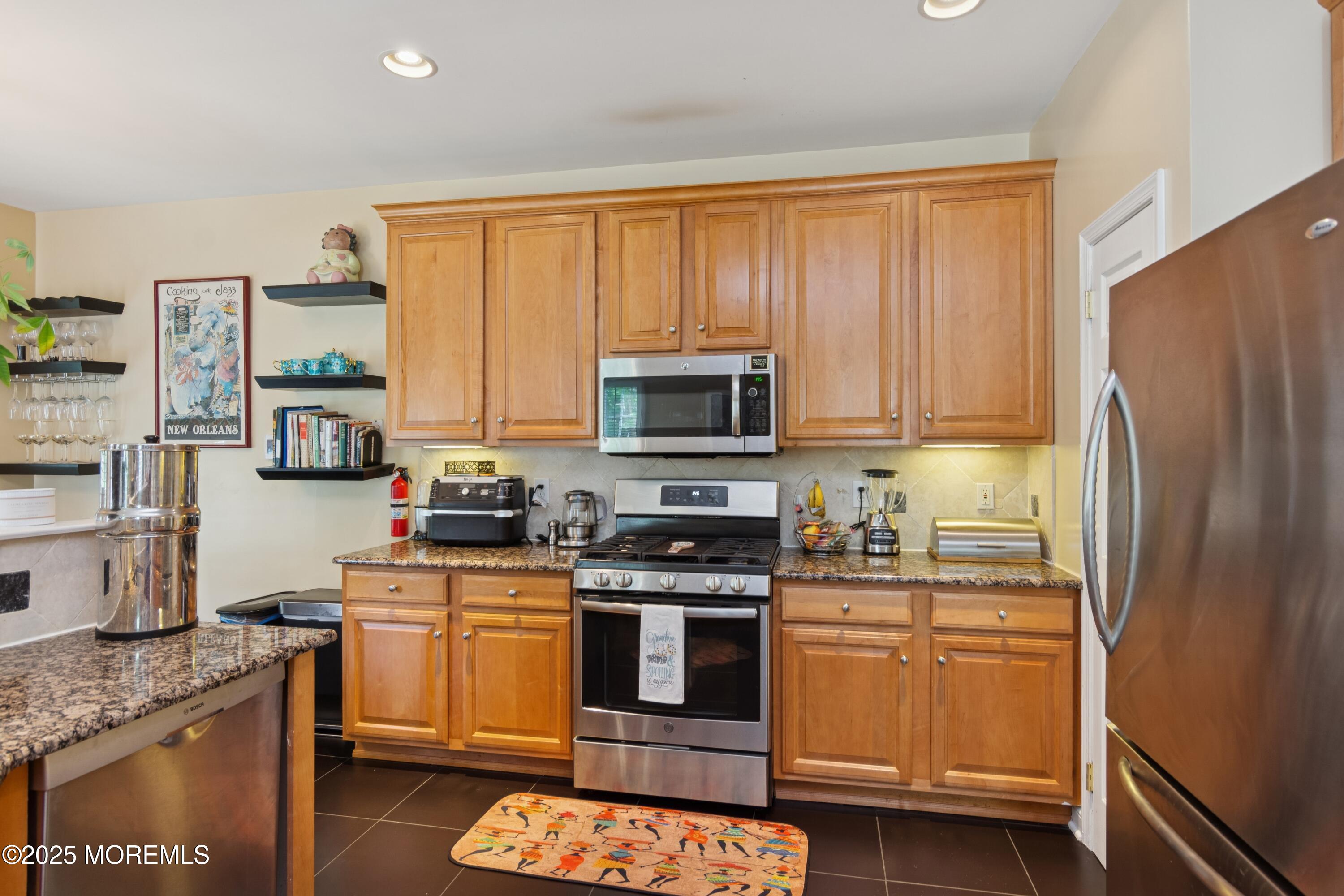 43 S Shore Drive, South Amboy, NJ, 08878 image 12