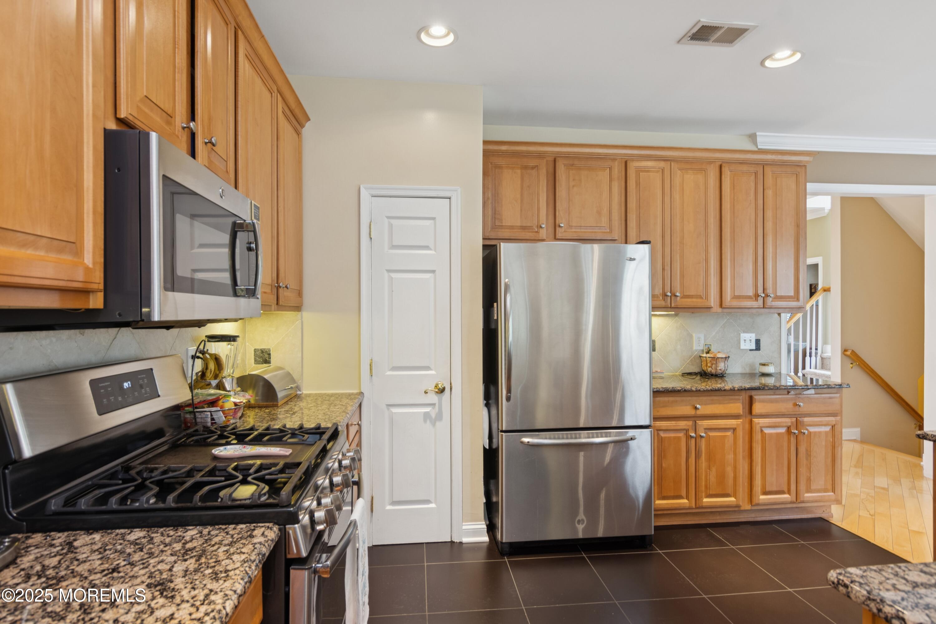 43 S Shore Drive, South Amboy, NJ, 08878 image 13