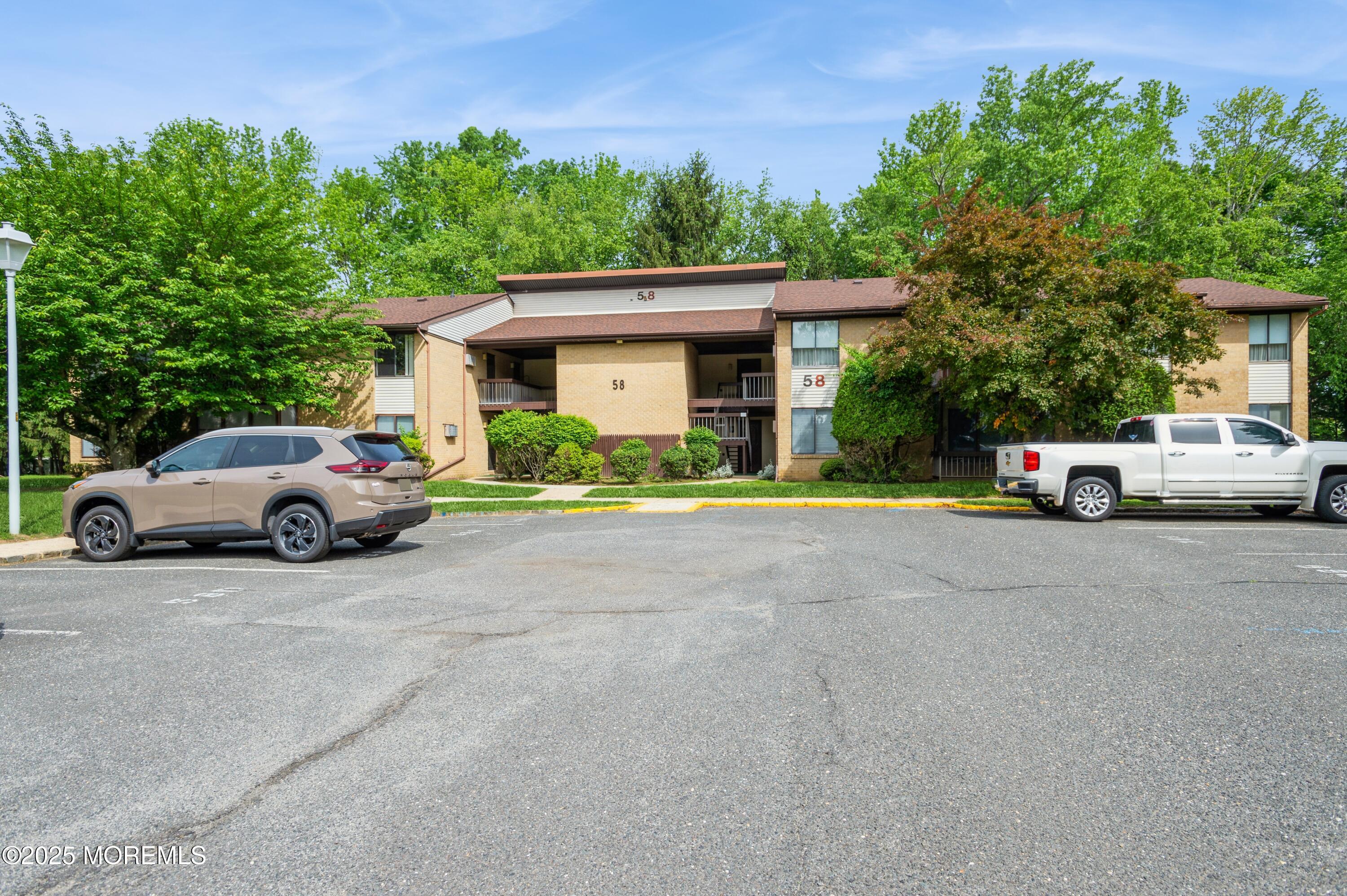 58 Amberly Drive E, Manalapan, NJ, 07726 image 19