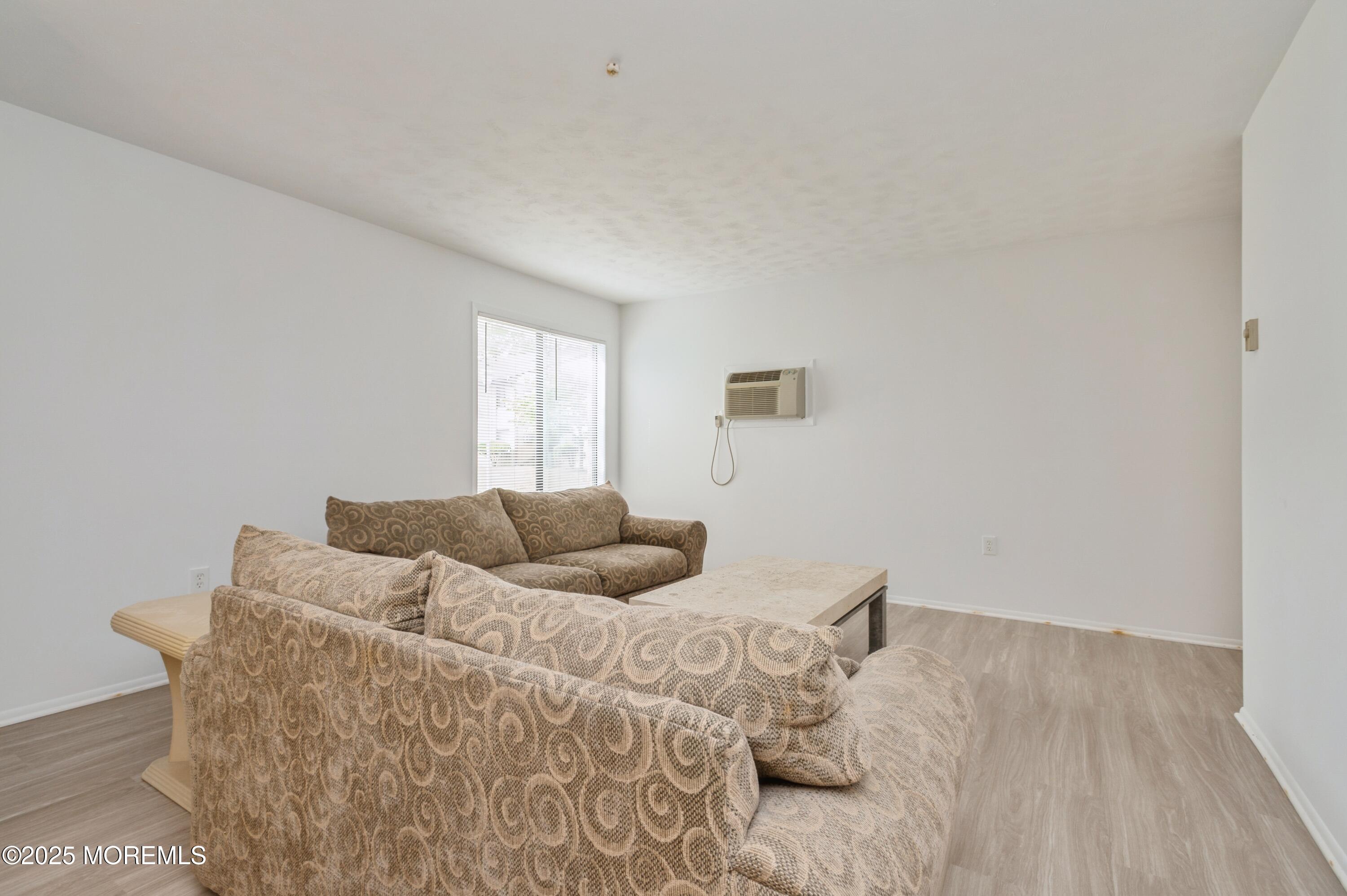 58 Amberly Drive E, Manalapan, NJ, 07726 image 11