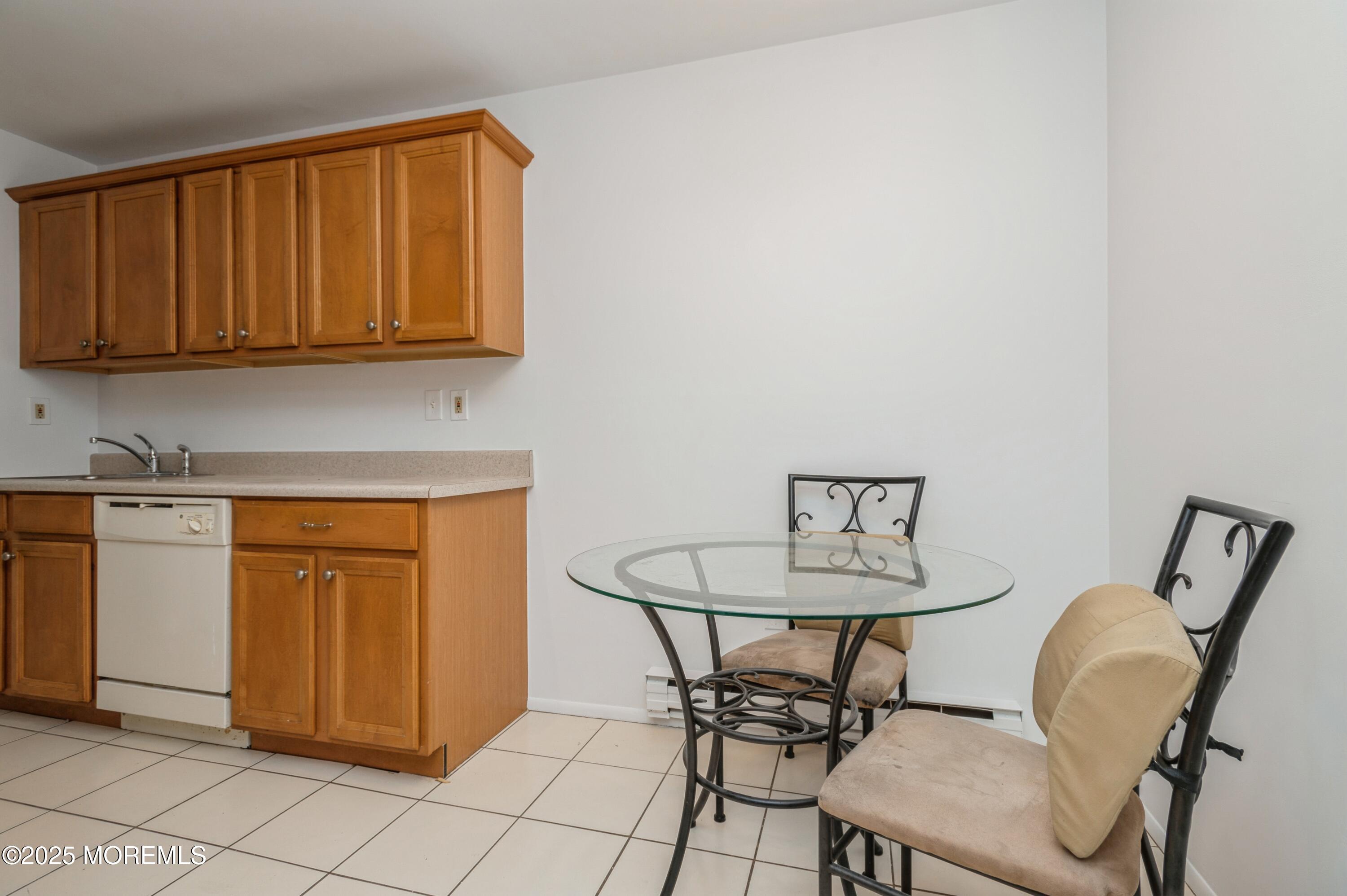 58 Amberly Drive E, Manalapan, NJ, 07726 image 6