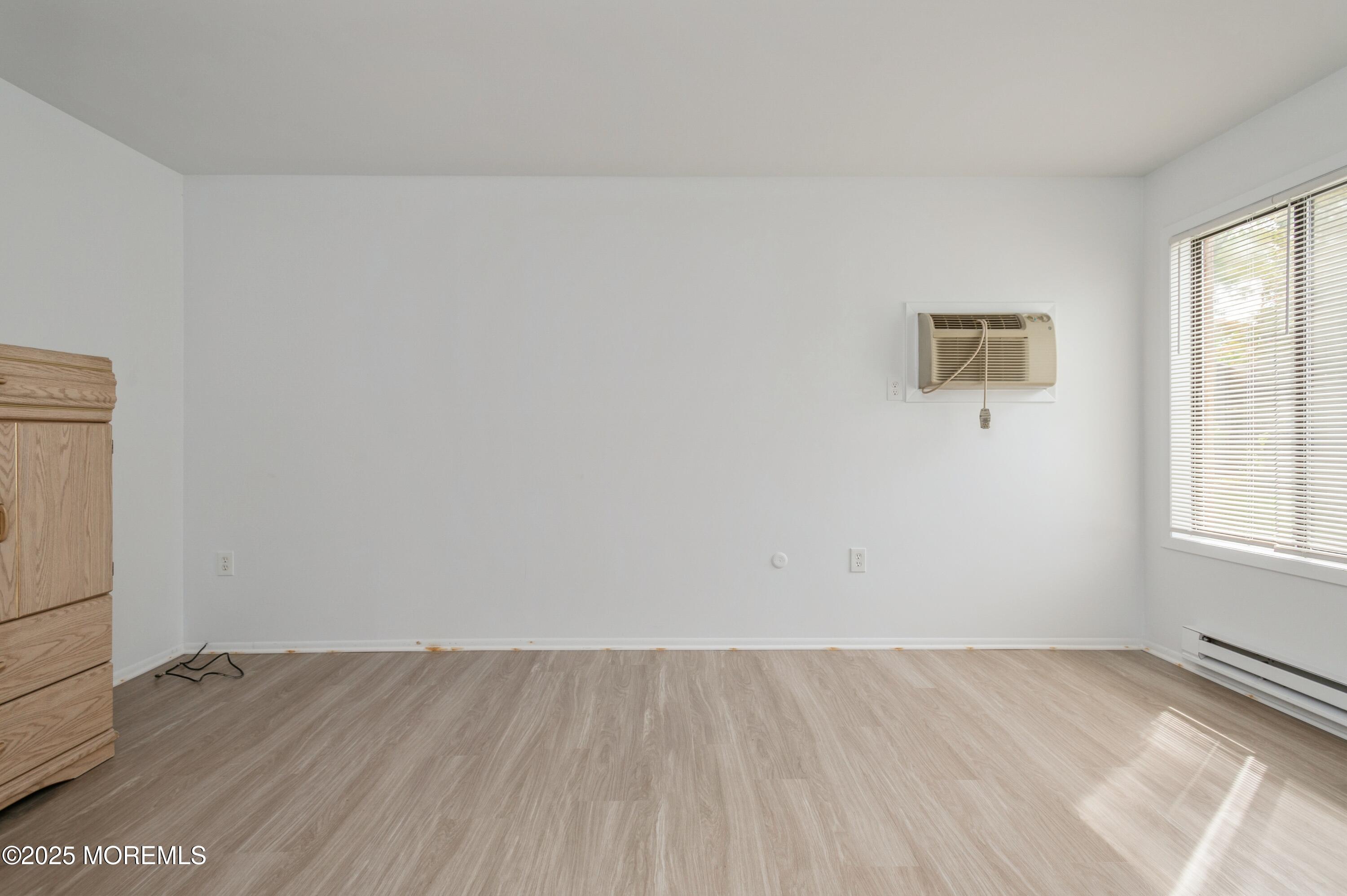 58 Amberly Drive E, Manalapan, NJ, 07726 image 16