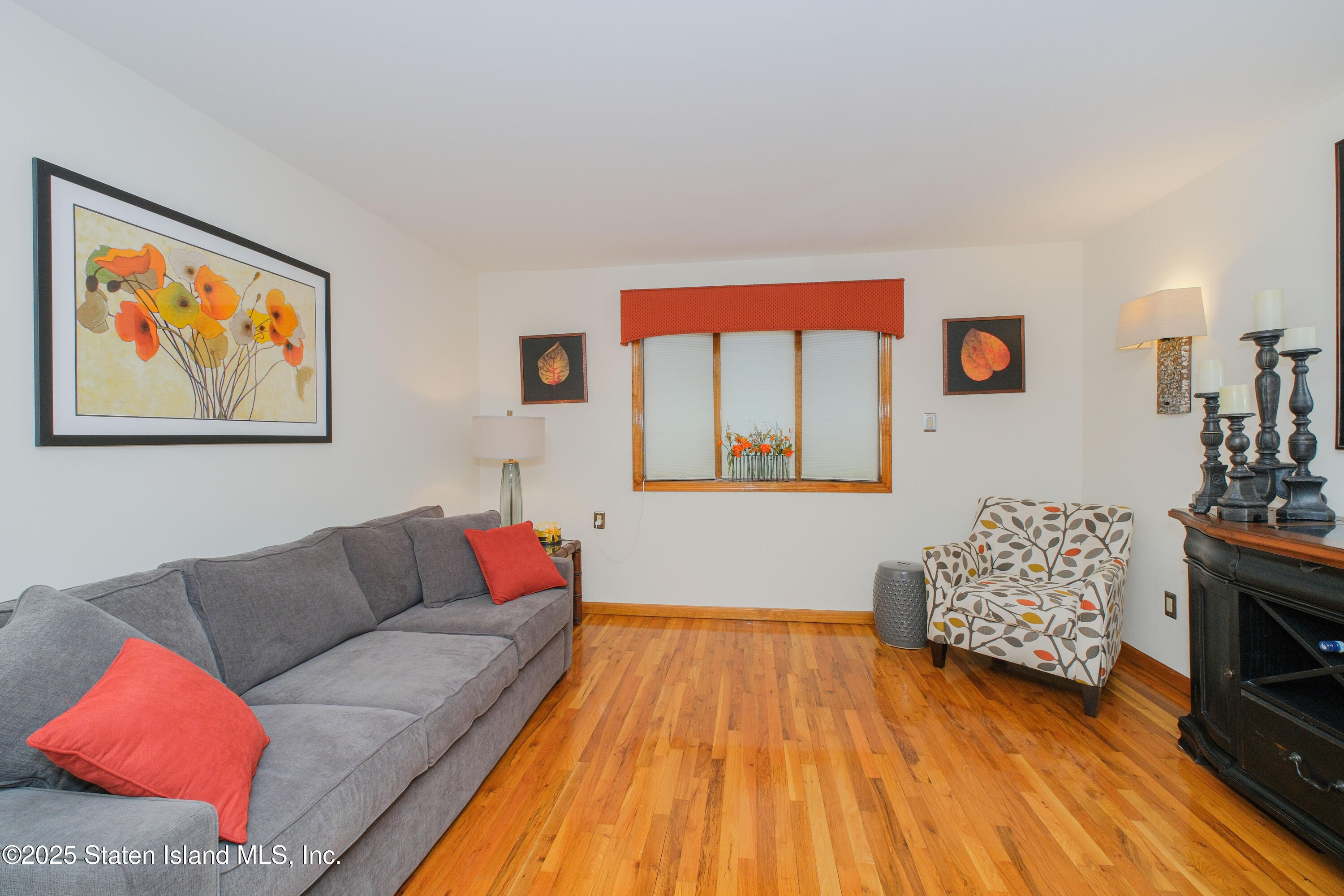 100 Stieg Avenue Image 2