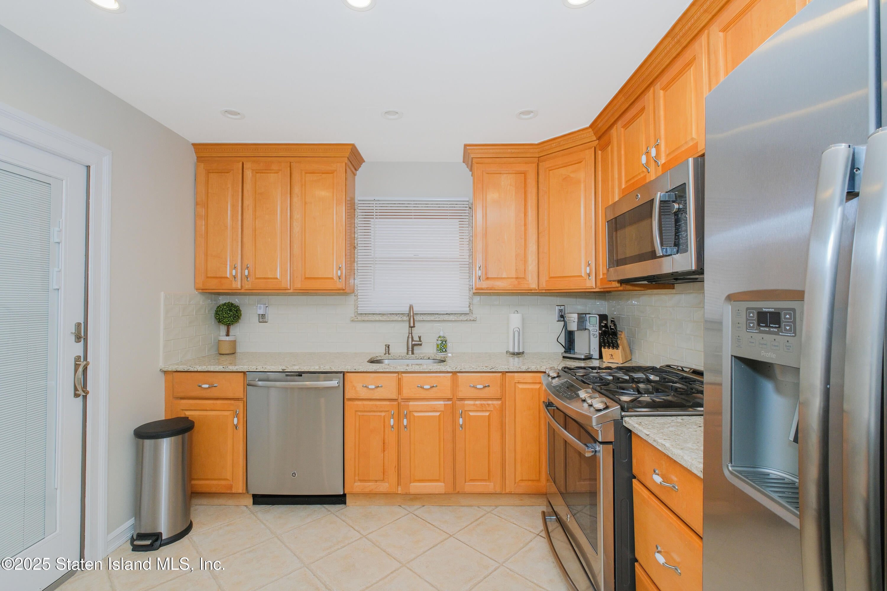 100 Stieg Avenue, Staten Island, NY, 10308 image 10