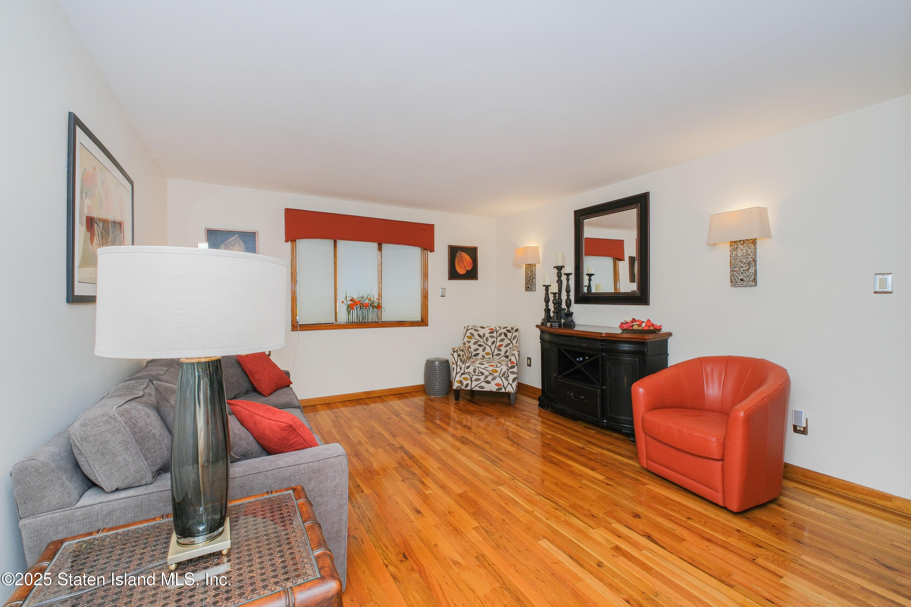 100 Stieg Avenue Image 3