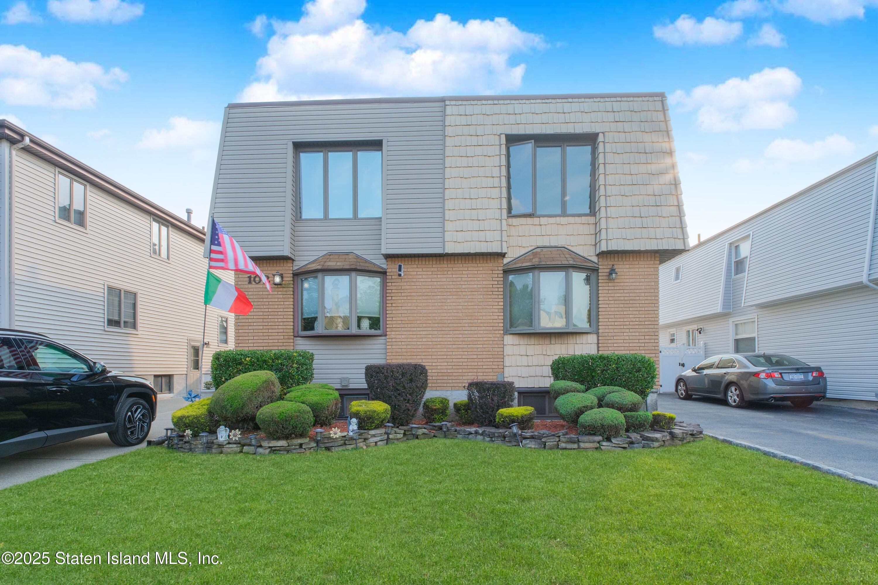 100 Stieg Avenue Image 1