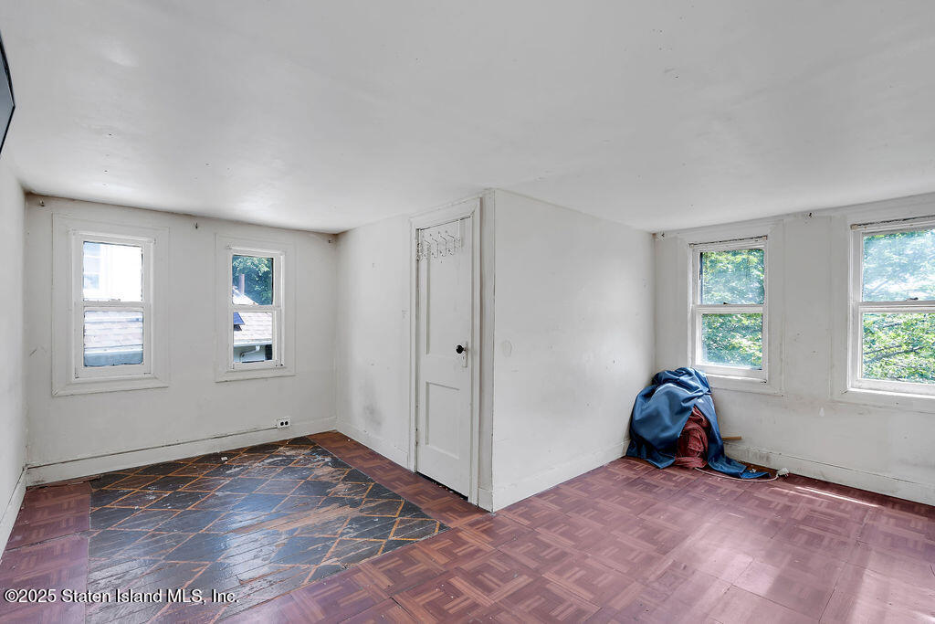 135 Highview Avenue, Staten Island, NY, 10301 image 19