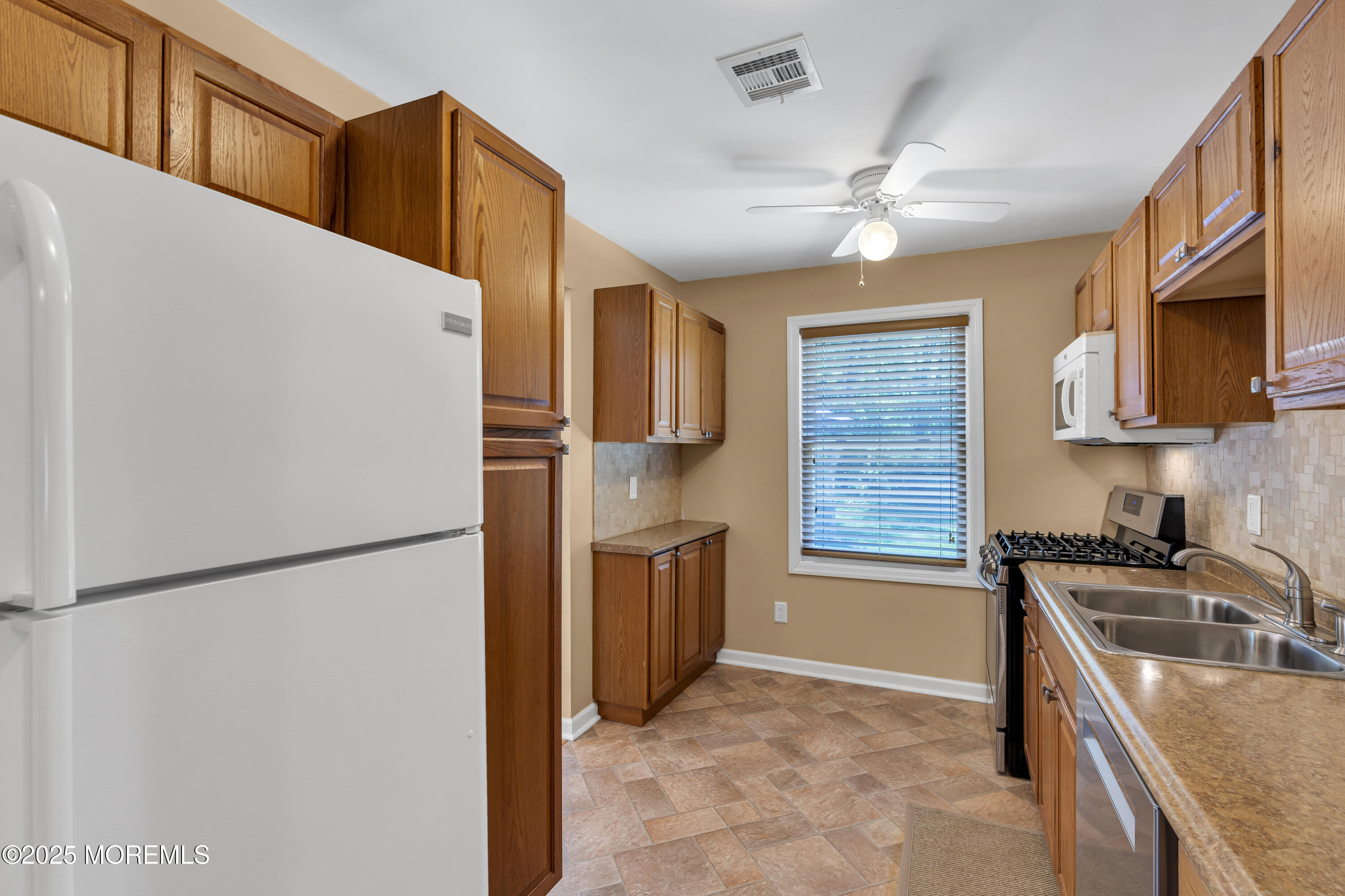7 Juniper Lane, Jackson, NJ, 08527 image 8