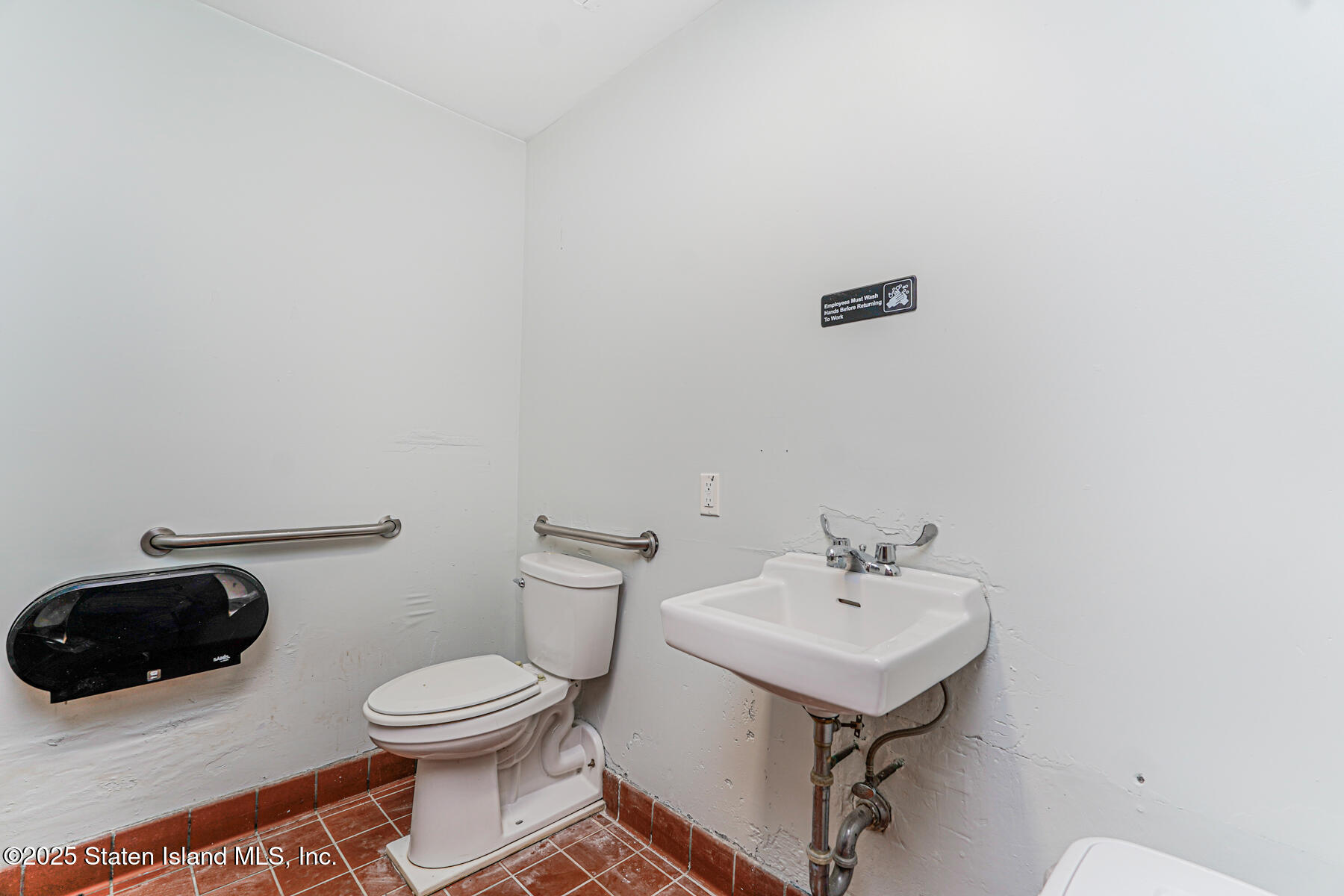 2200 Arthur Kill Road, Staten Island, NY, 10309 image 13