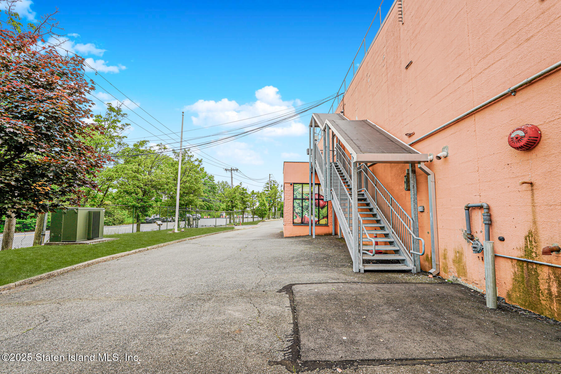 2200 Arthur Kill Road Image 4