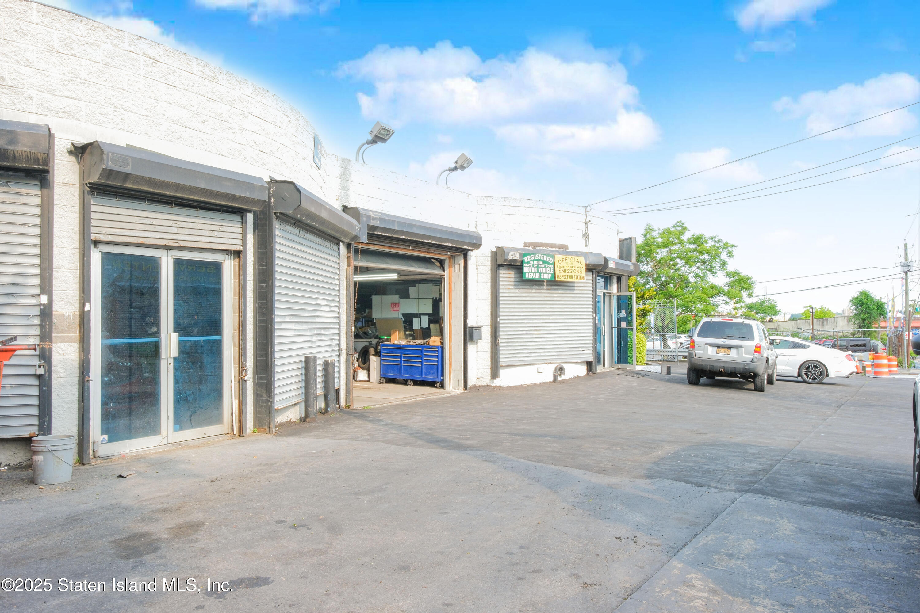 89 Van Duzer Street Image 3