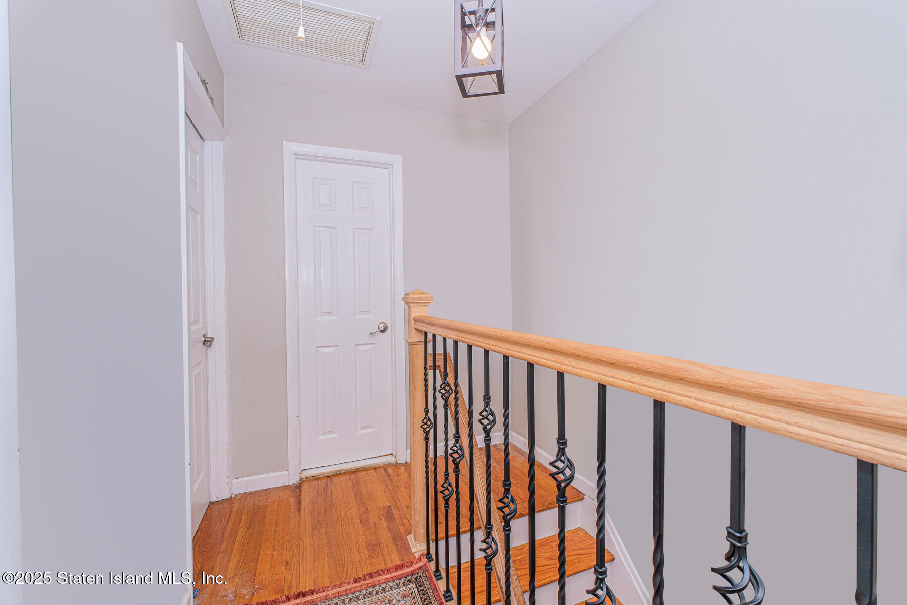 52 Pleasant Plains Avenue, Staten Island, NY, 10309 image 9
