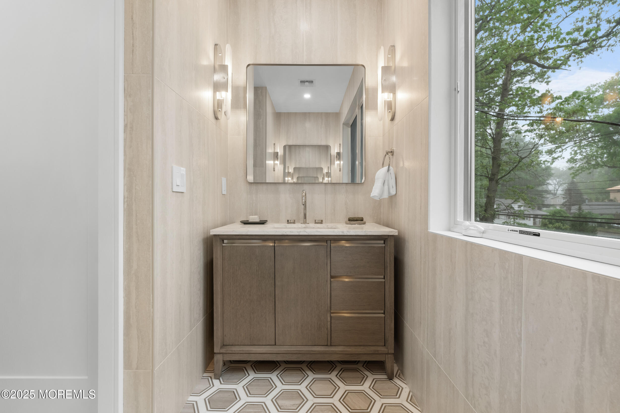 428 Wells Avenue, Oakhurst, NJ, 07755 image 29
