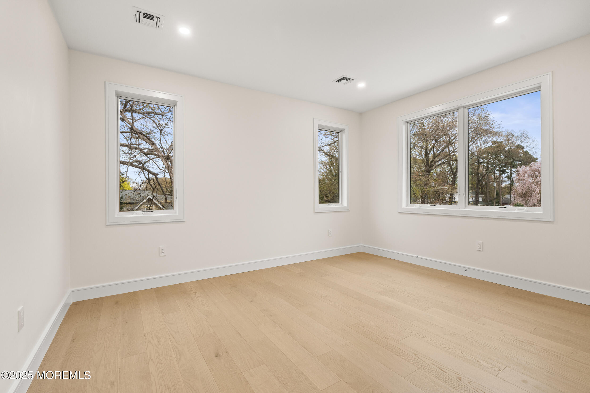 428 Wells Avenue, Oakhurst, NJ, 07755 image 34