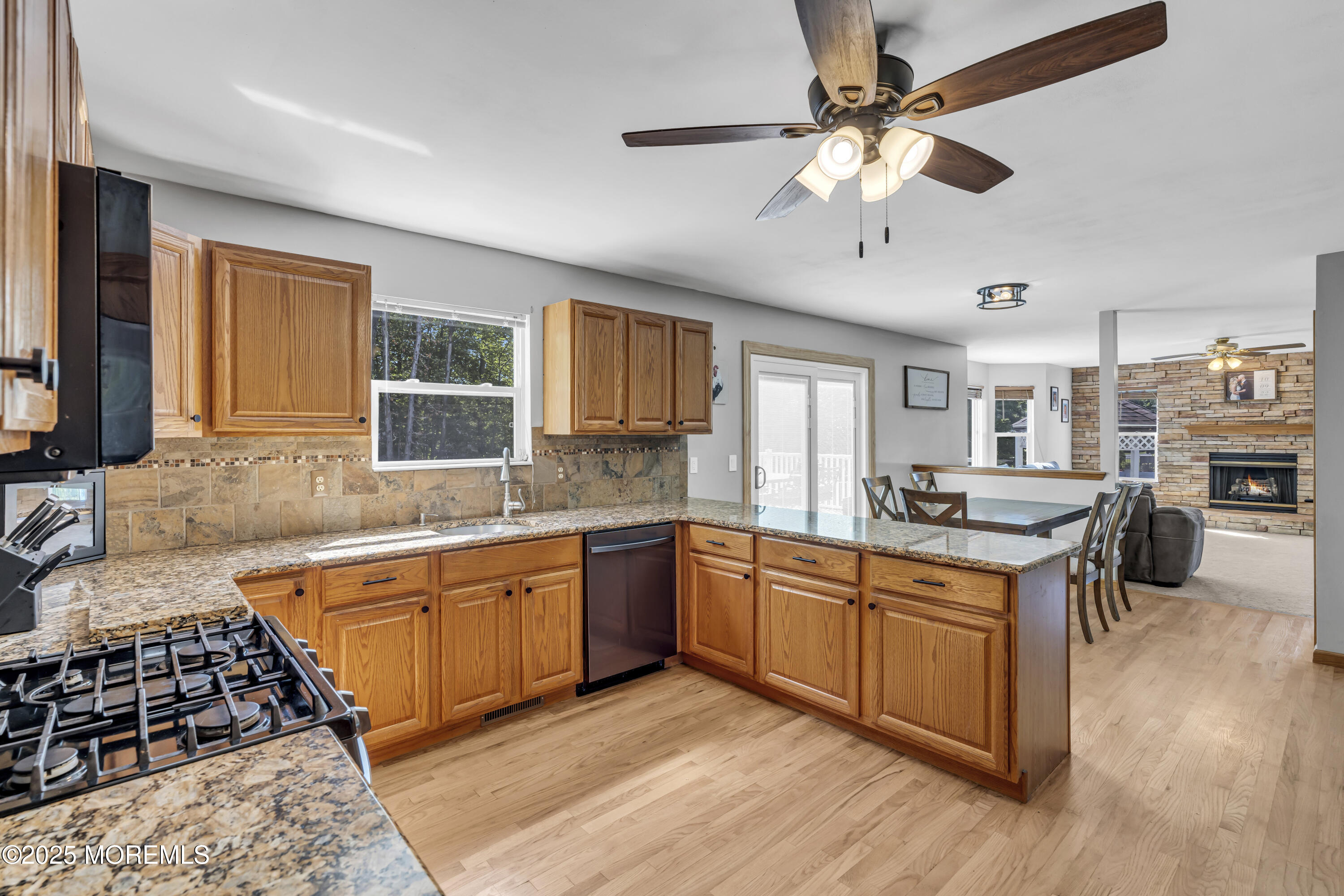 303 Wellington Court, Jackson, NJ, 08527 image 16