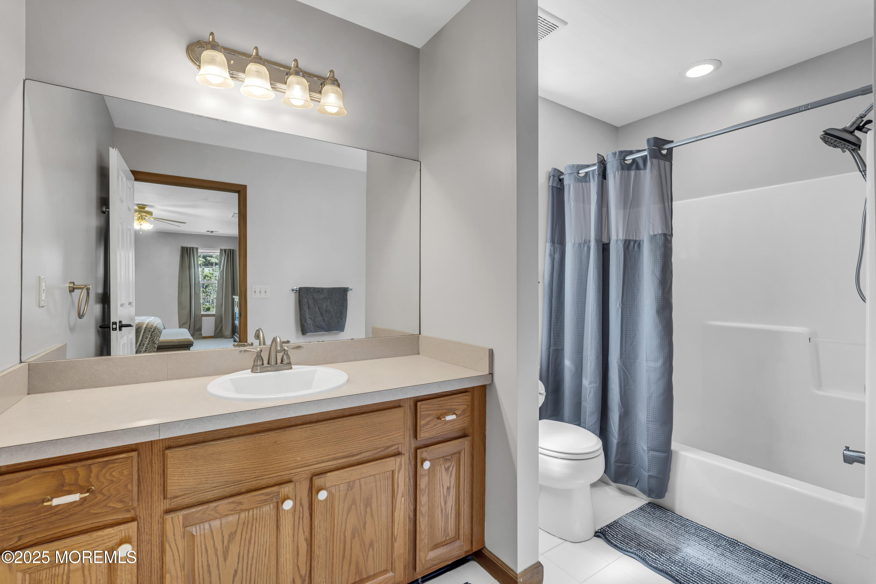 303 Wellington Court, Jackson, NJ, 08527 image 34