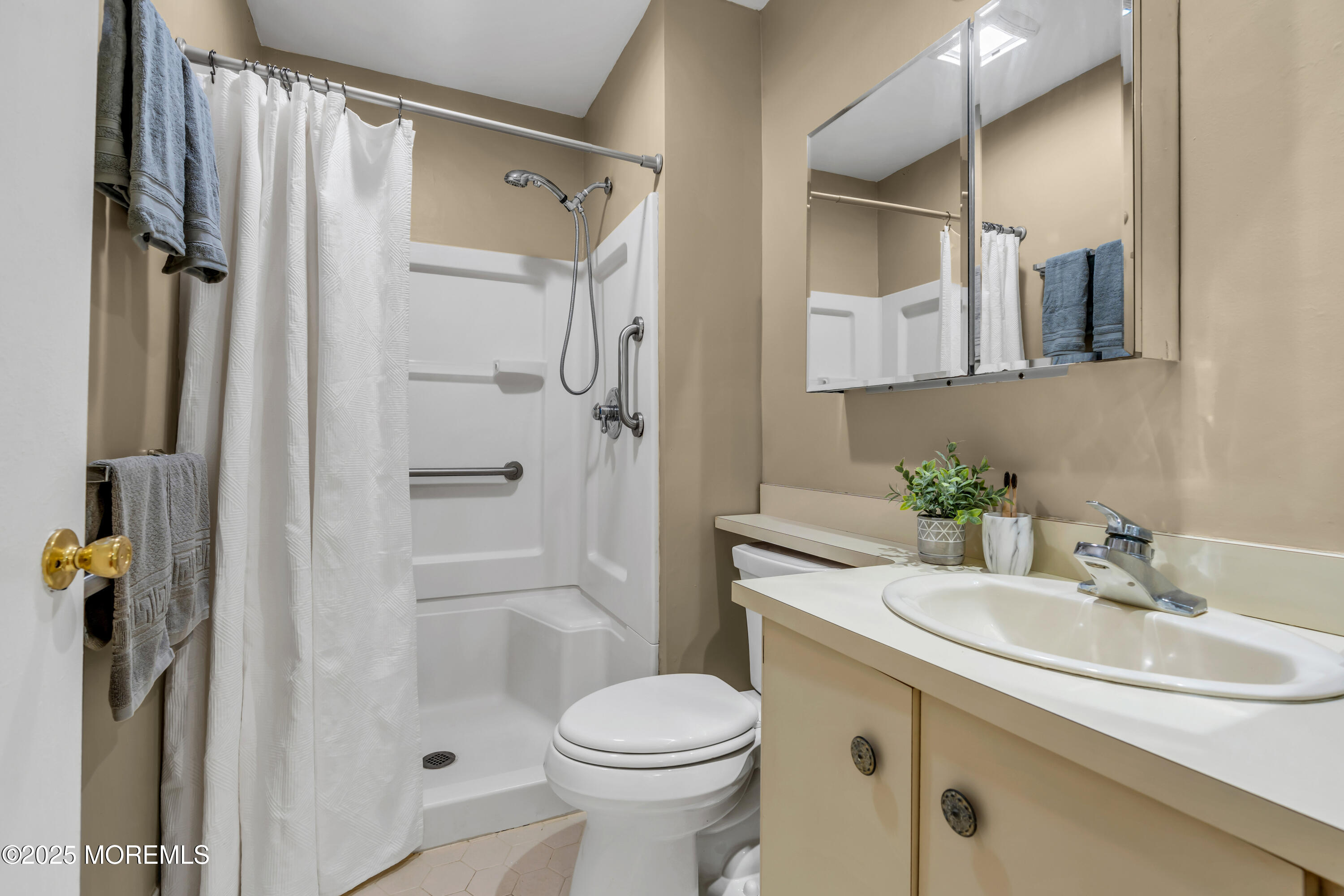 48 Privet Place 47, Red Bank, NJ, 07701 image 17