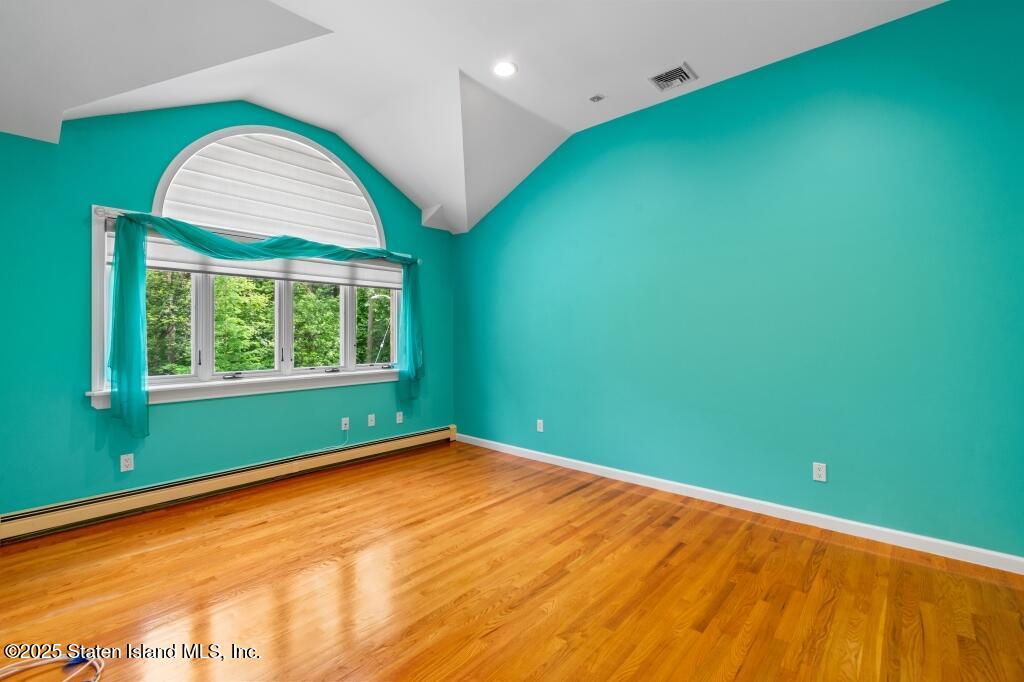 476 Hargold Avenue, Staten Island, NY, 10309 image 23