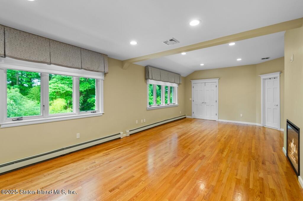 476 Hargold Avenue, Staten Island, NY, 10309 image 22