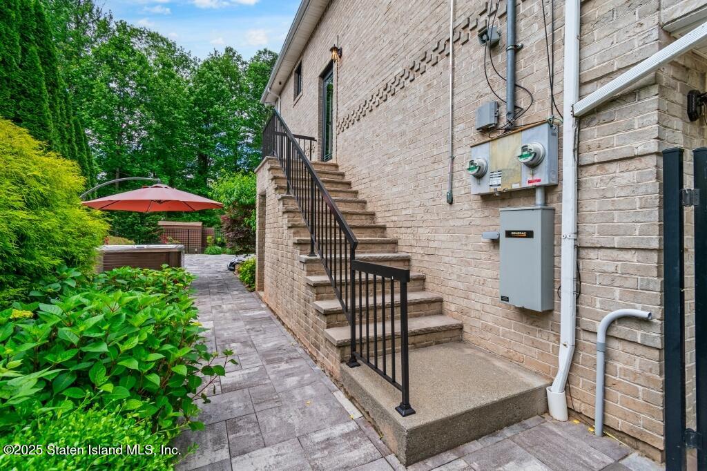 476 Hargold Avenue, Staten Island, NY, 10309 image 34