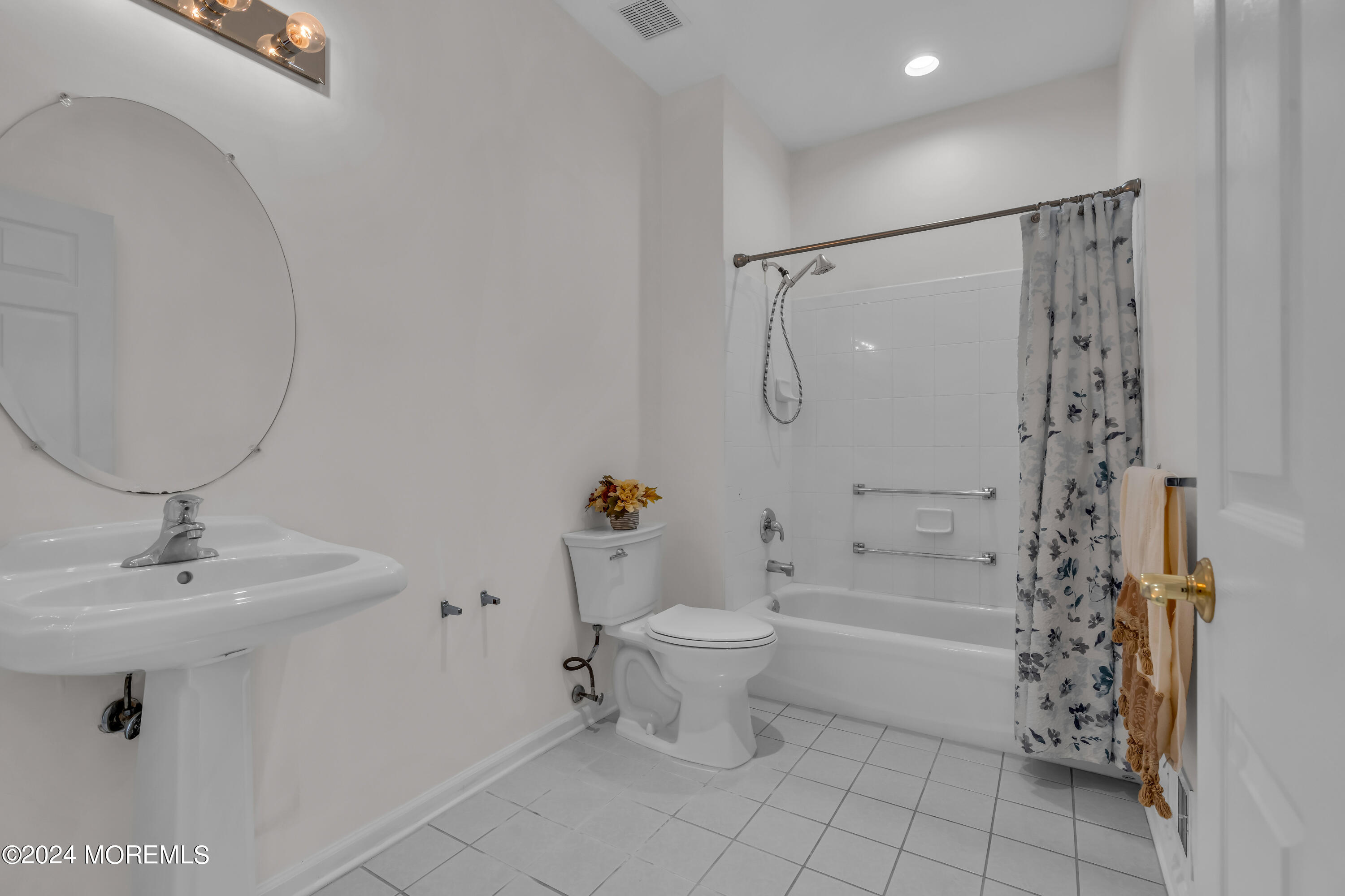 43 Saxony Circle, Manchester, NJ, 08759 image 19