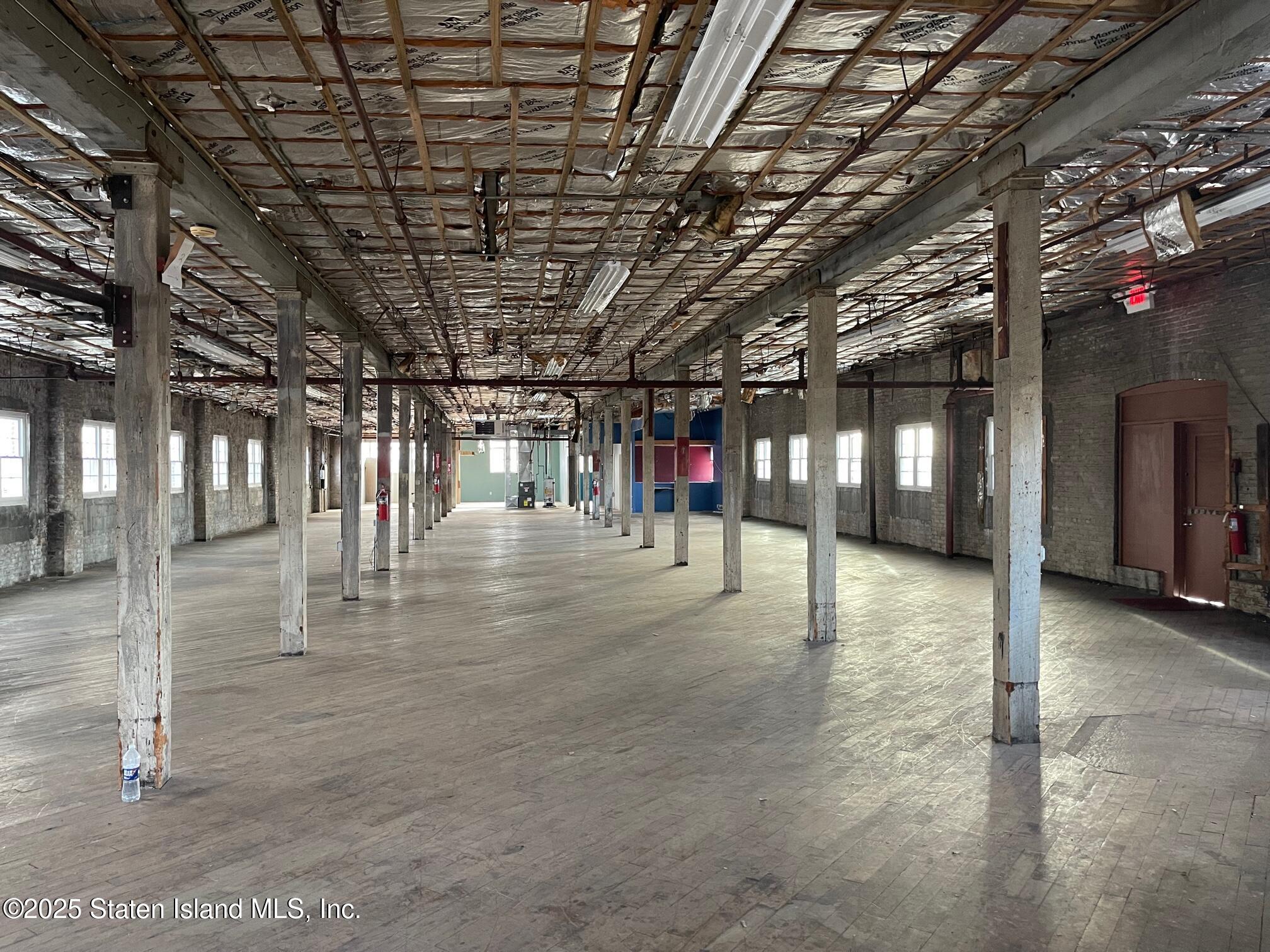 224 Washington Street E Image 3