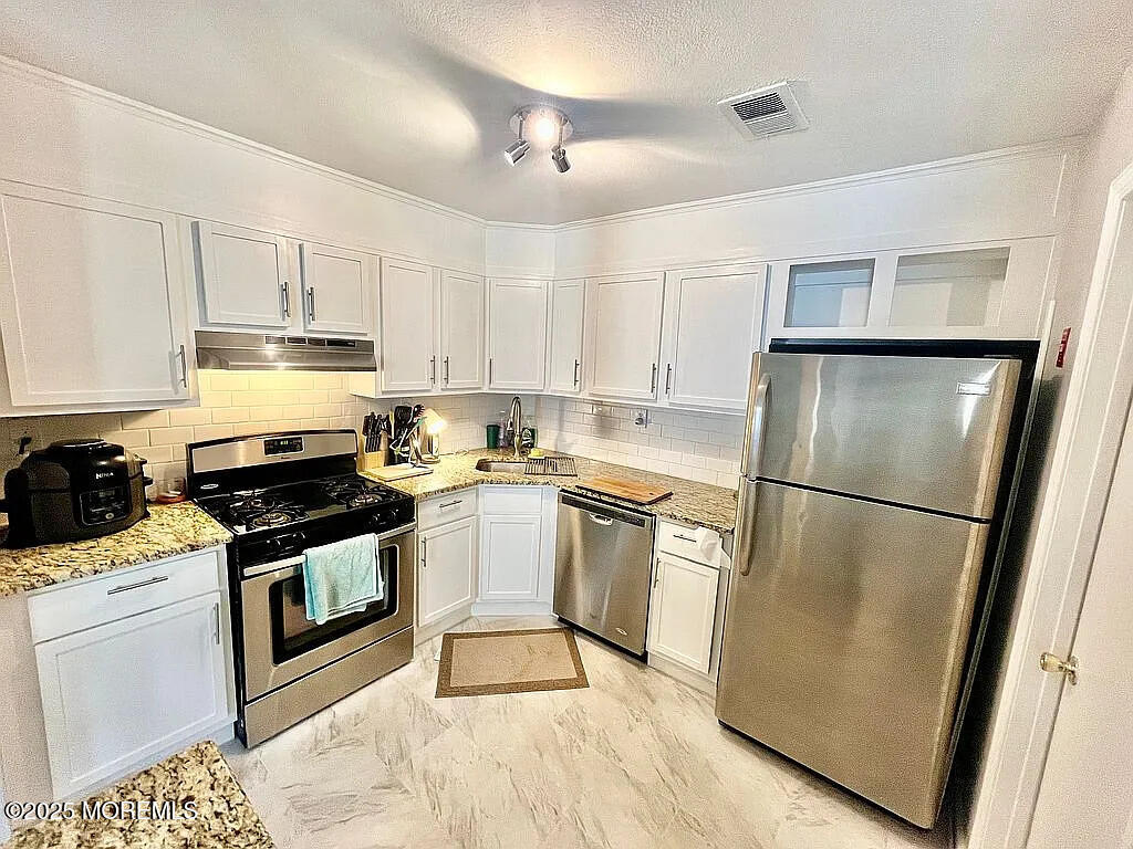 167 Frontier Way, Tinton Falls, NJ, 07753 image 31