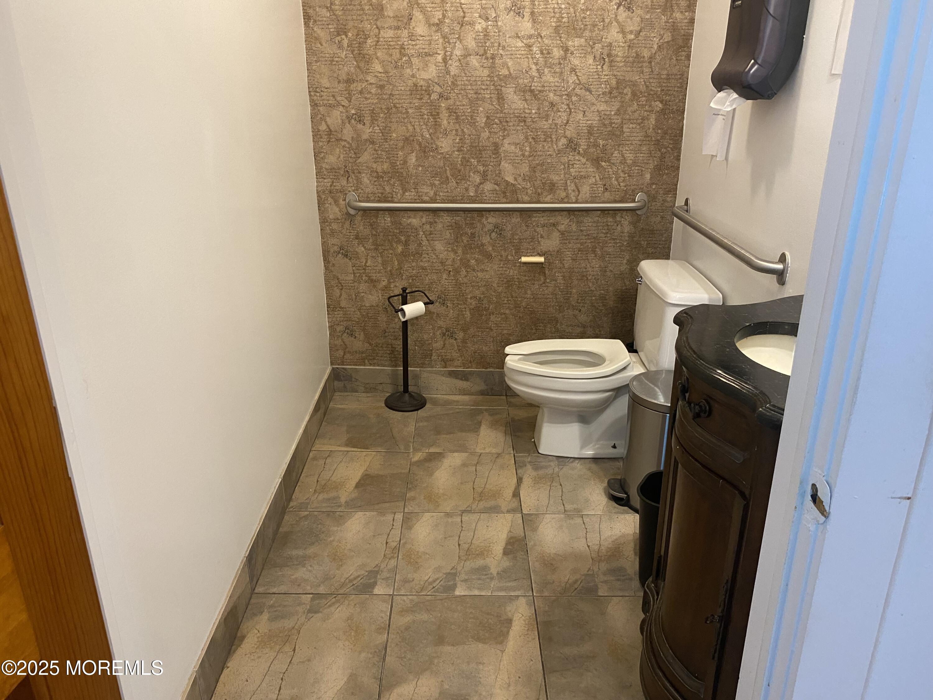2 Bridge Avenue 211, Red Bank, NJ, 07701 image 22